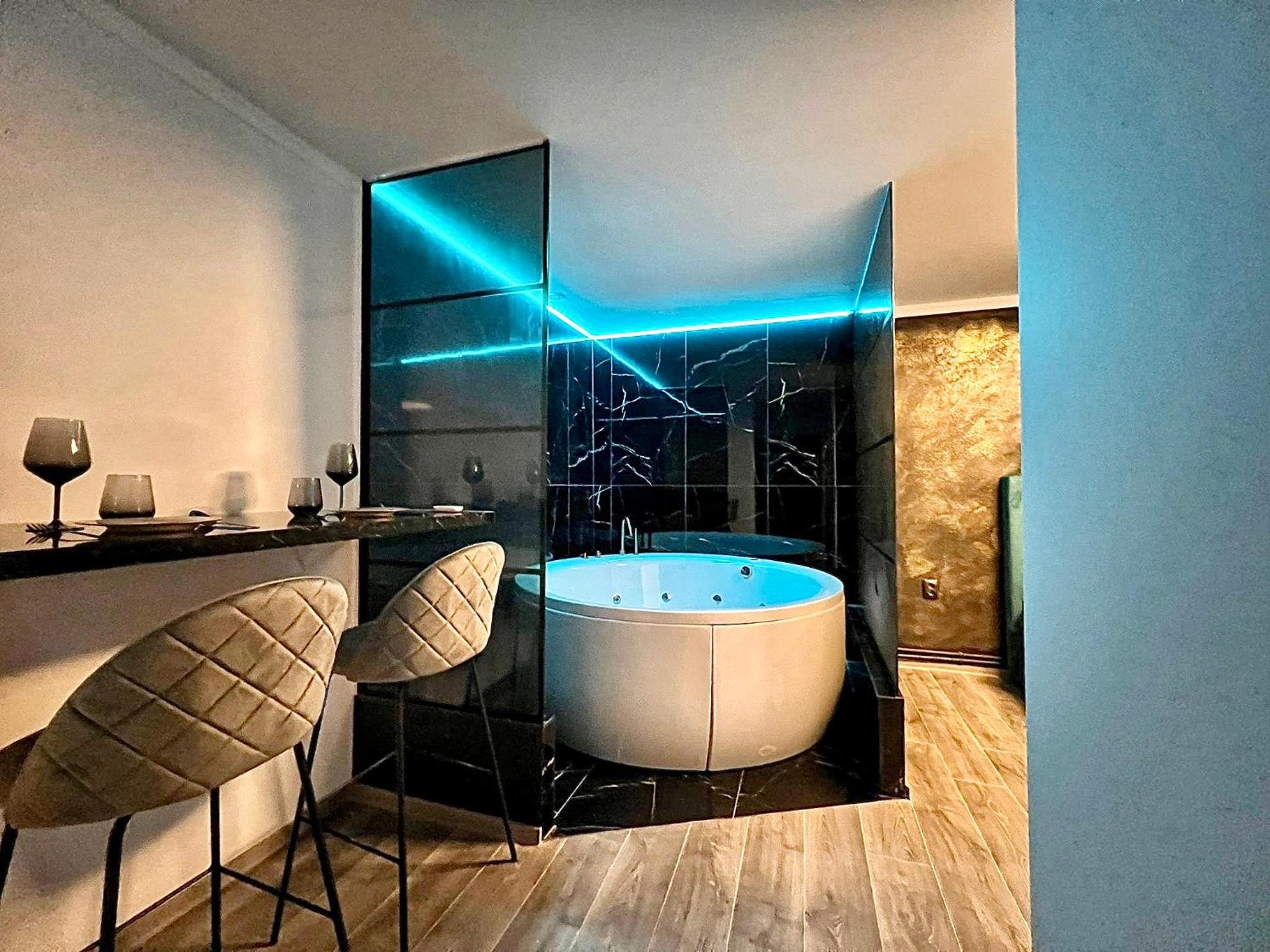 Studio with Spa Bath photo 3