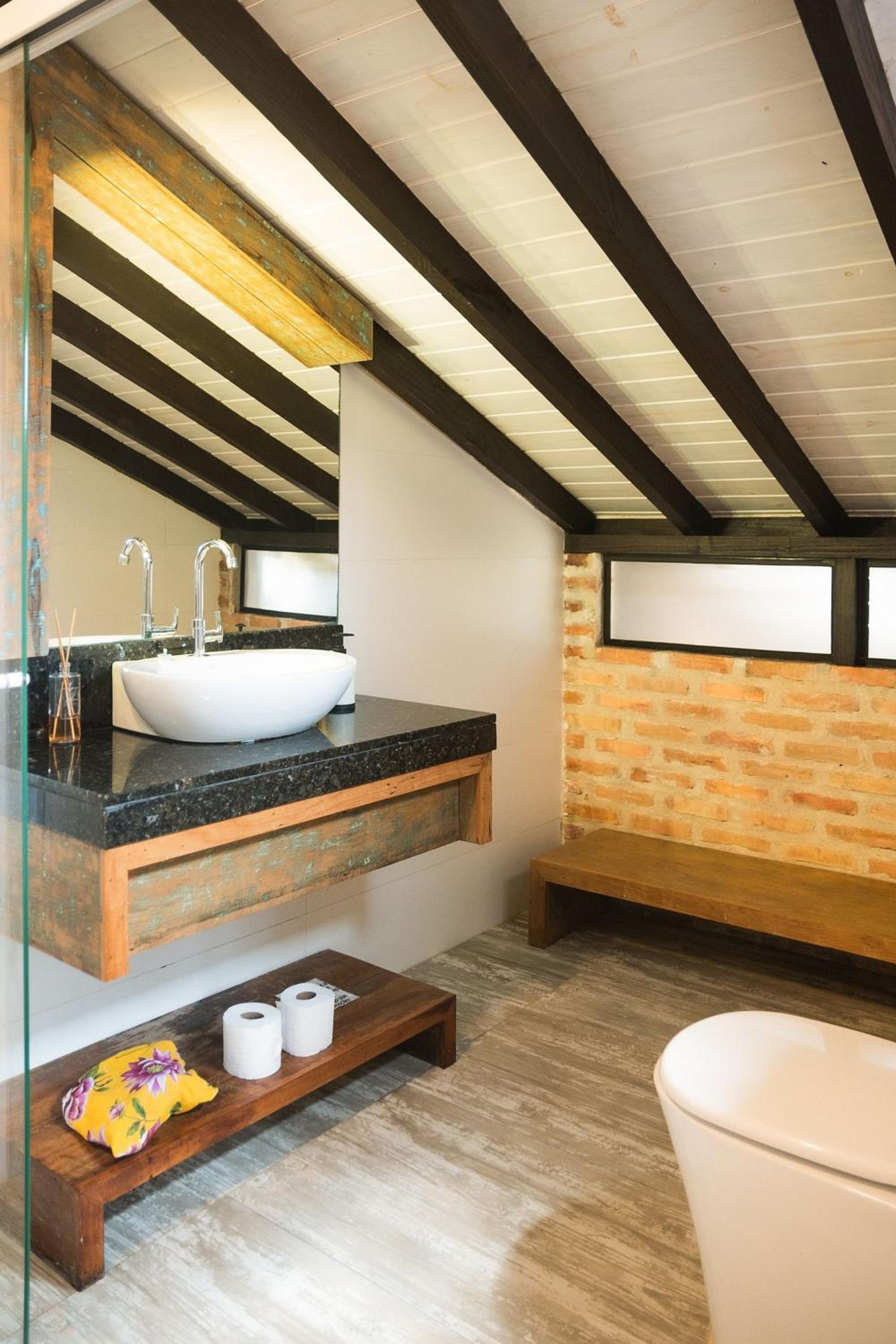Suite with Spa Bath - Photo 26