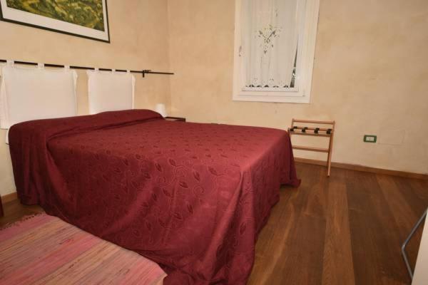 Double Room - Photo 8