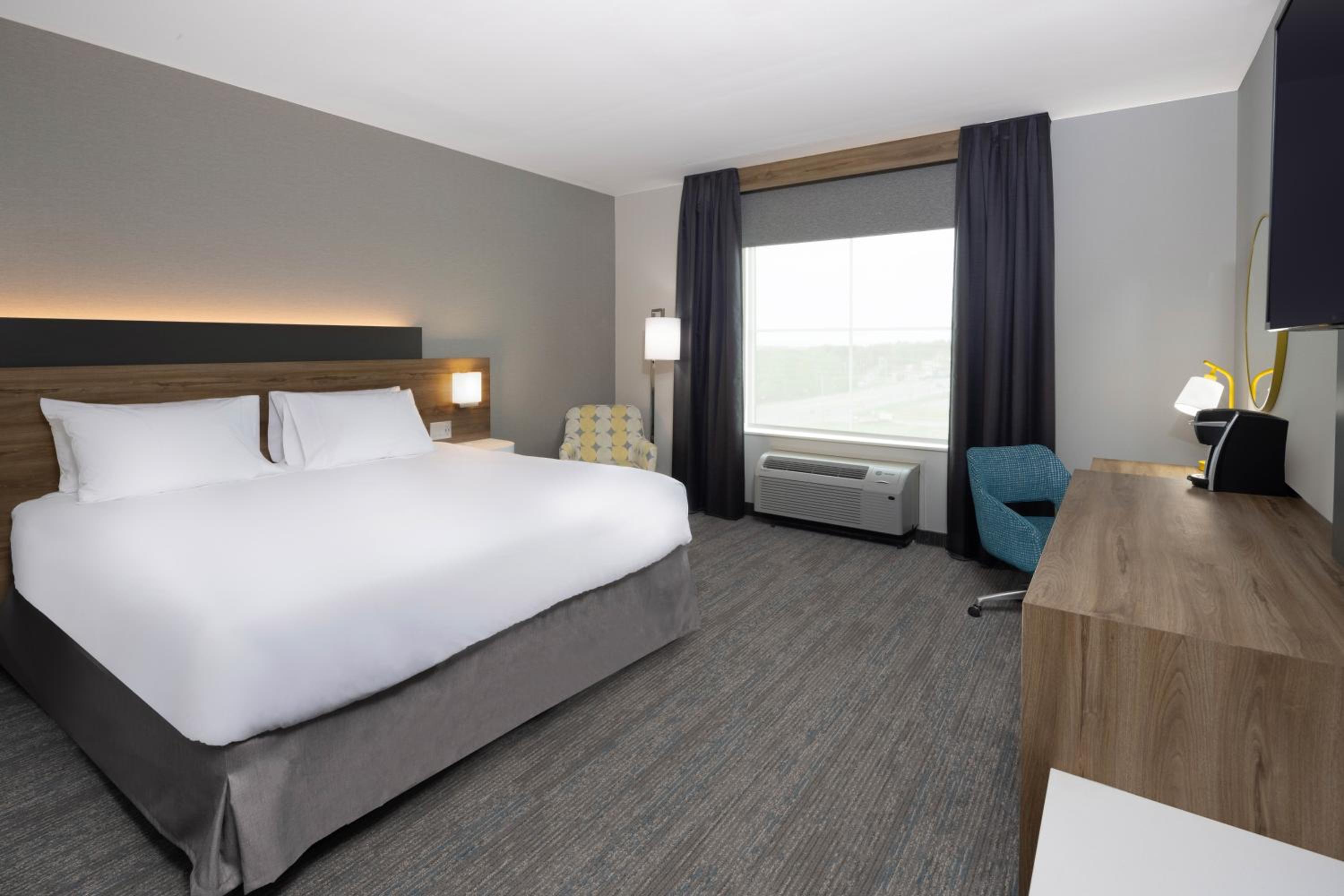 King Room - Mobility Access/Non-Smoking - Photo 3