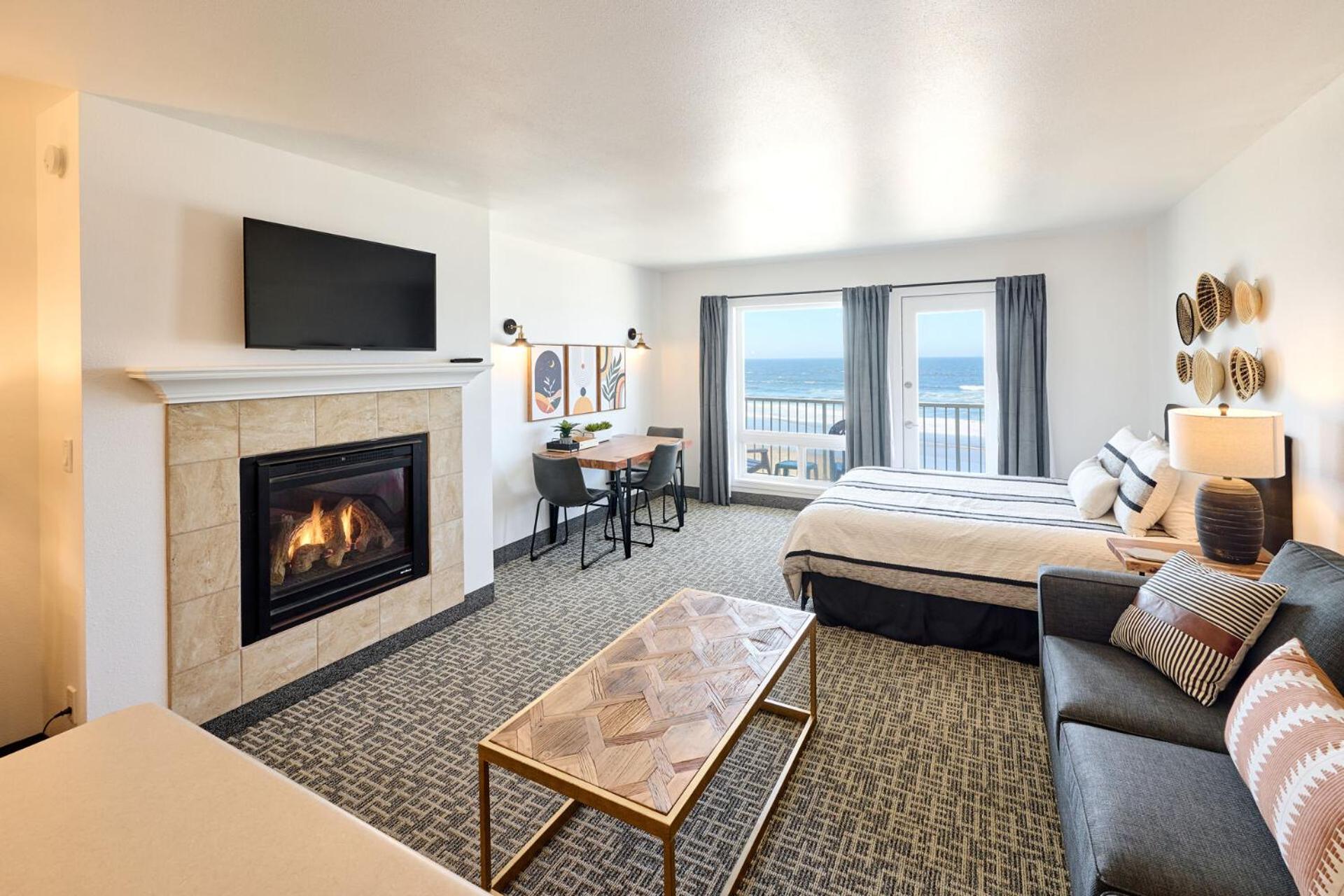 Oceanfront King Fireplace Suite With Balcony