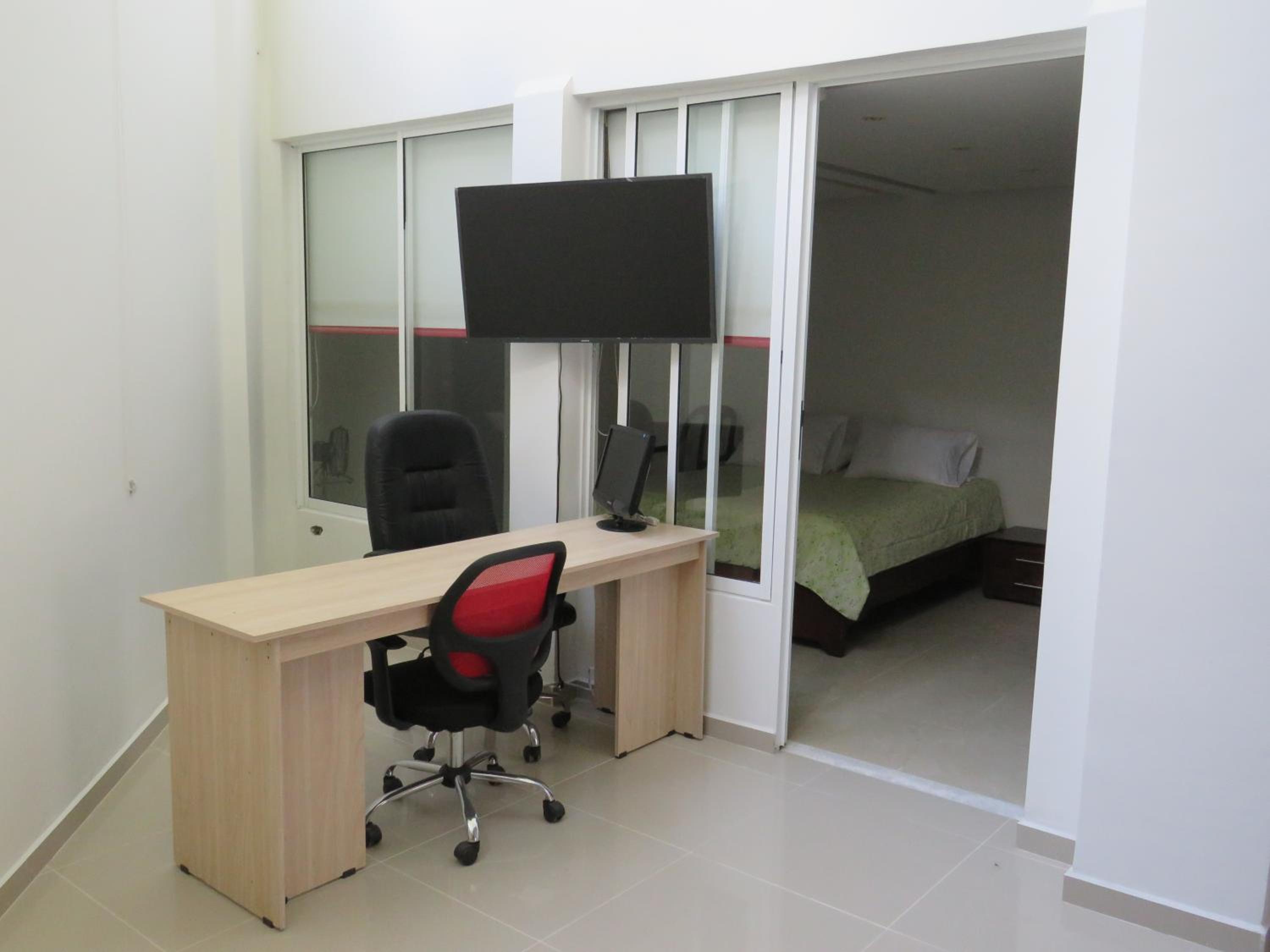 Three-Bedroom Apartment photo 2