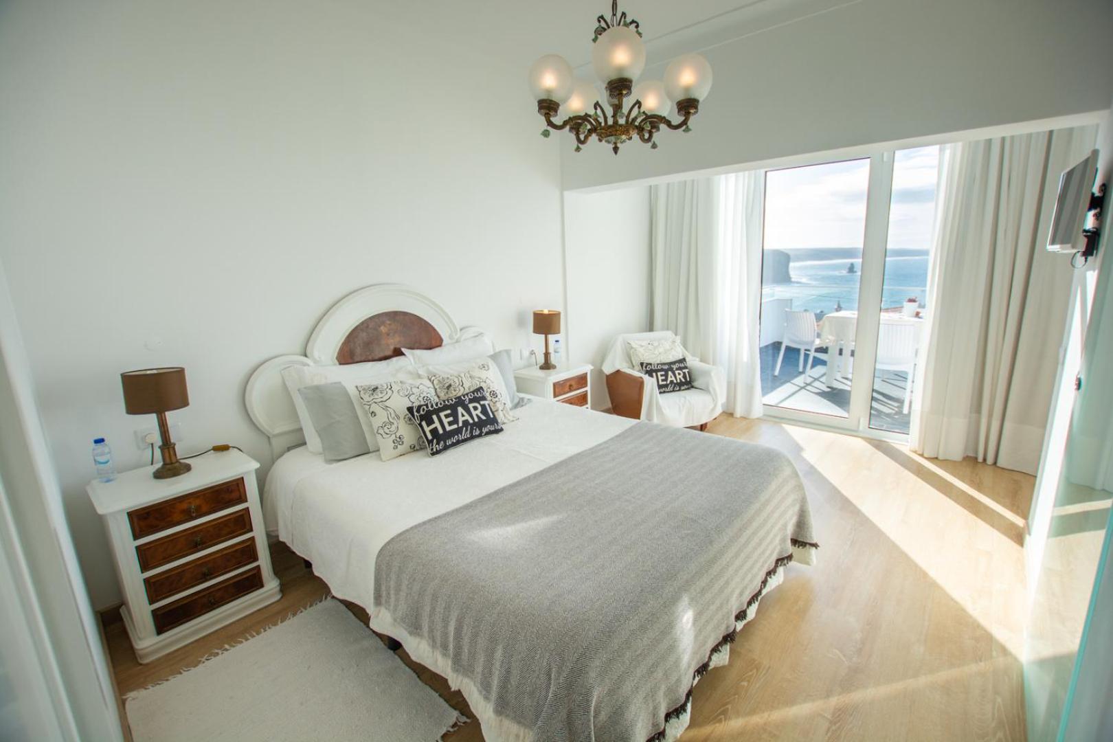 Double Room with Balcony and Sea View photo 1
