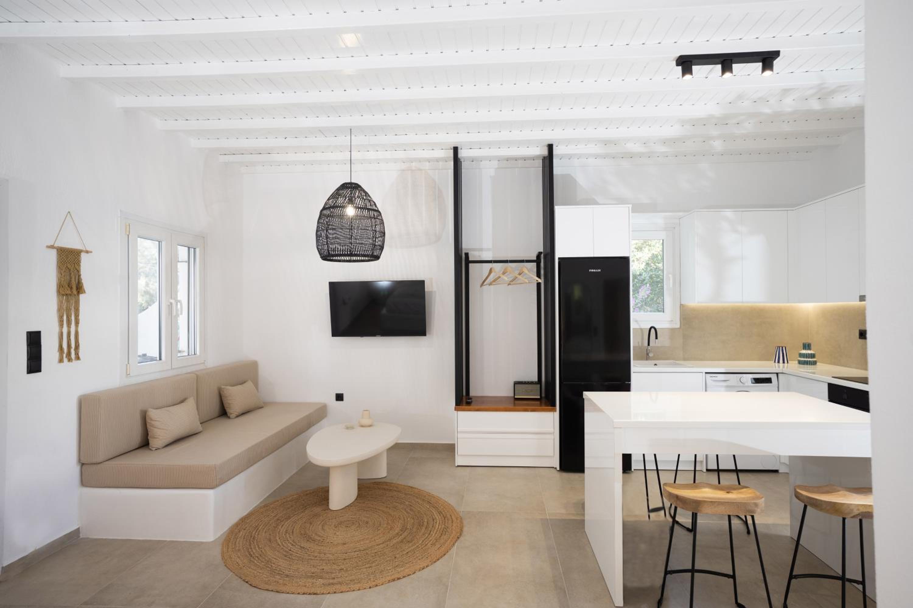 Two-Bedroom House photo 3