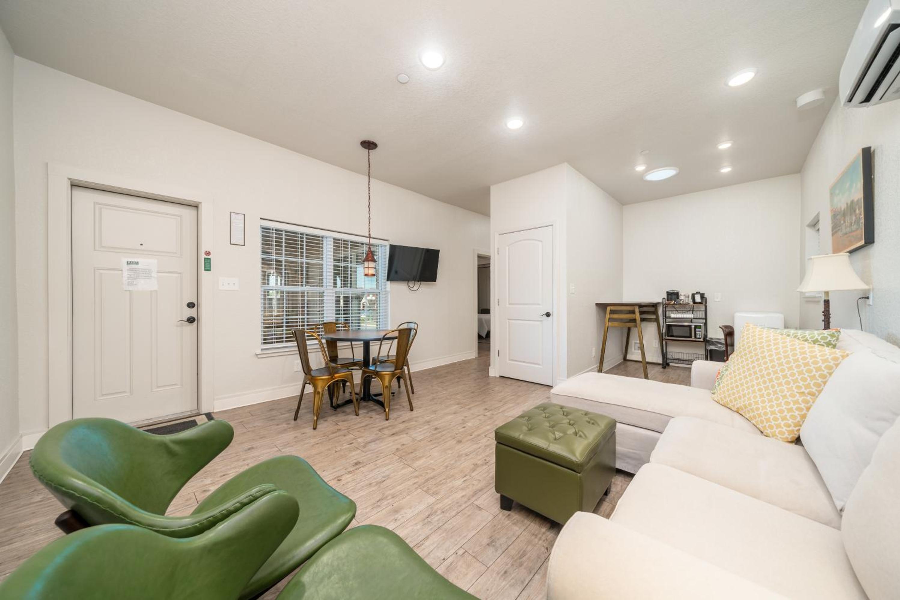 Two-Bedroom Suite