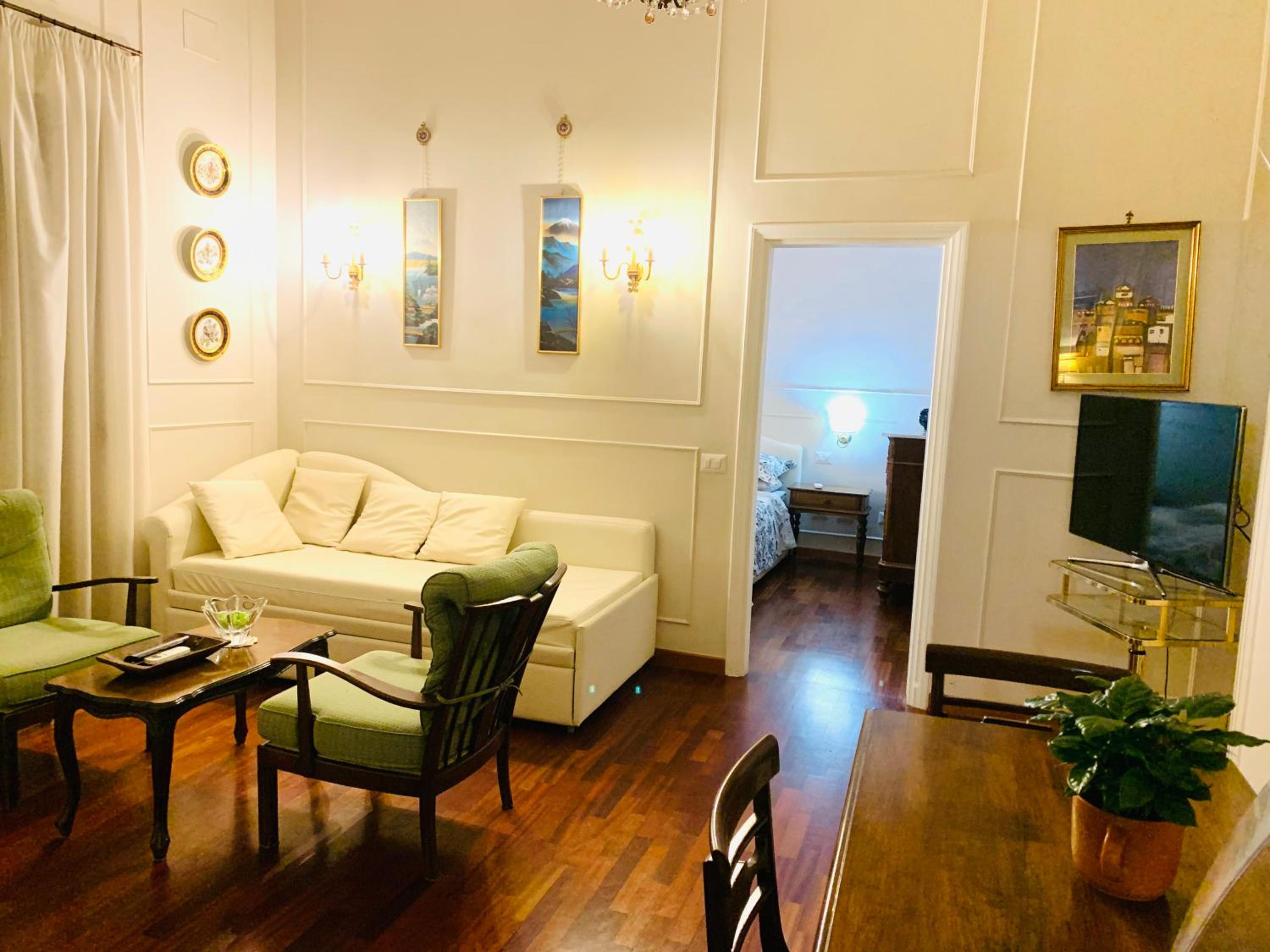 One-Bedroom Apartment