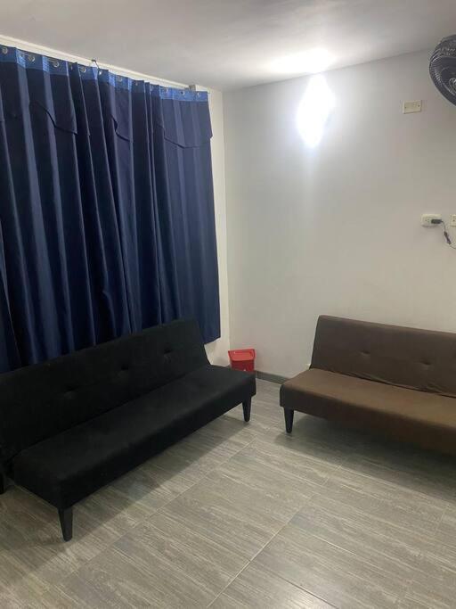 One-Bedroom House photo 1