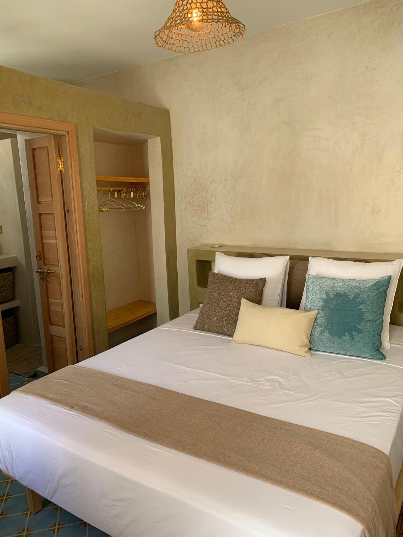 Double Room with Private Bathroom photo 3
