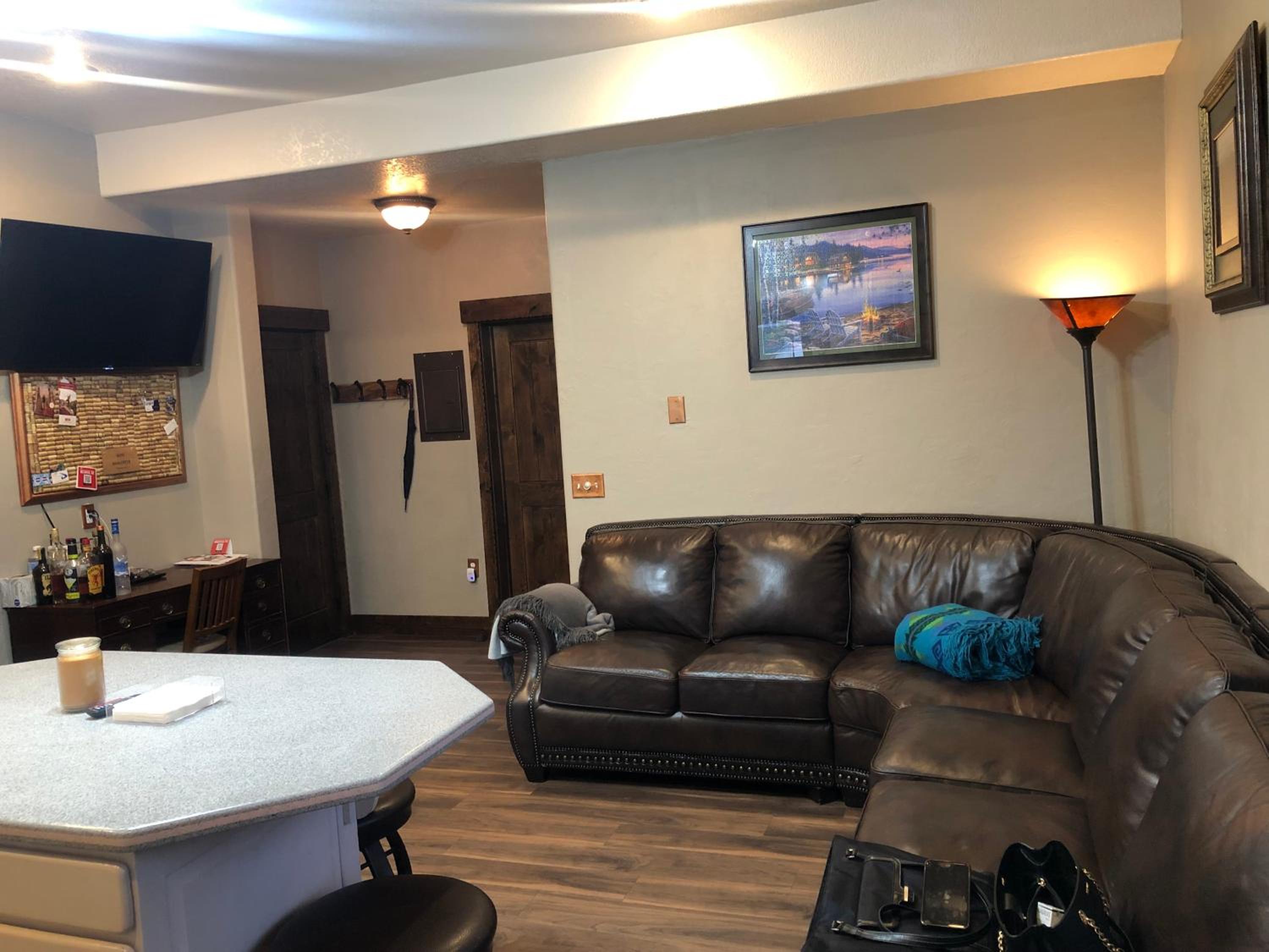 Deluxe Apartment