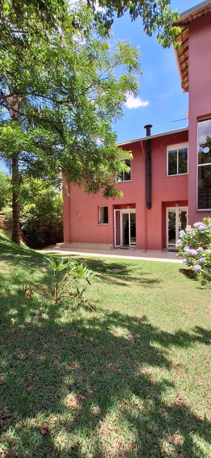 Three-Bedroom House photo 2
