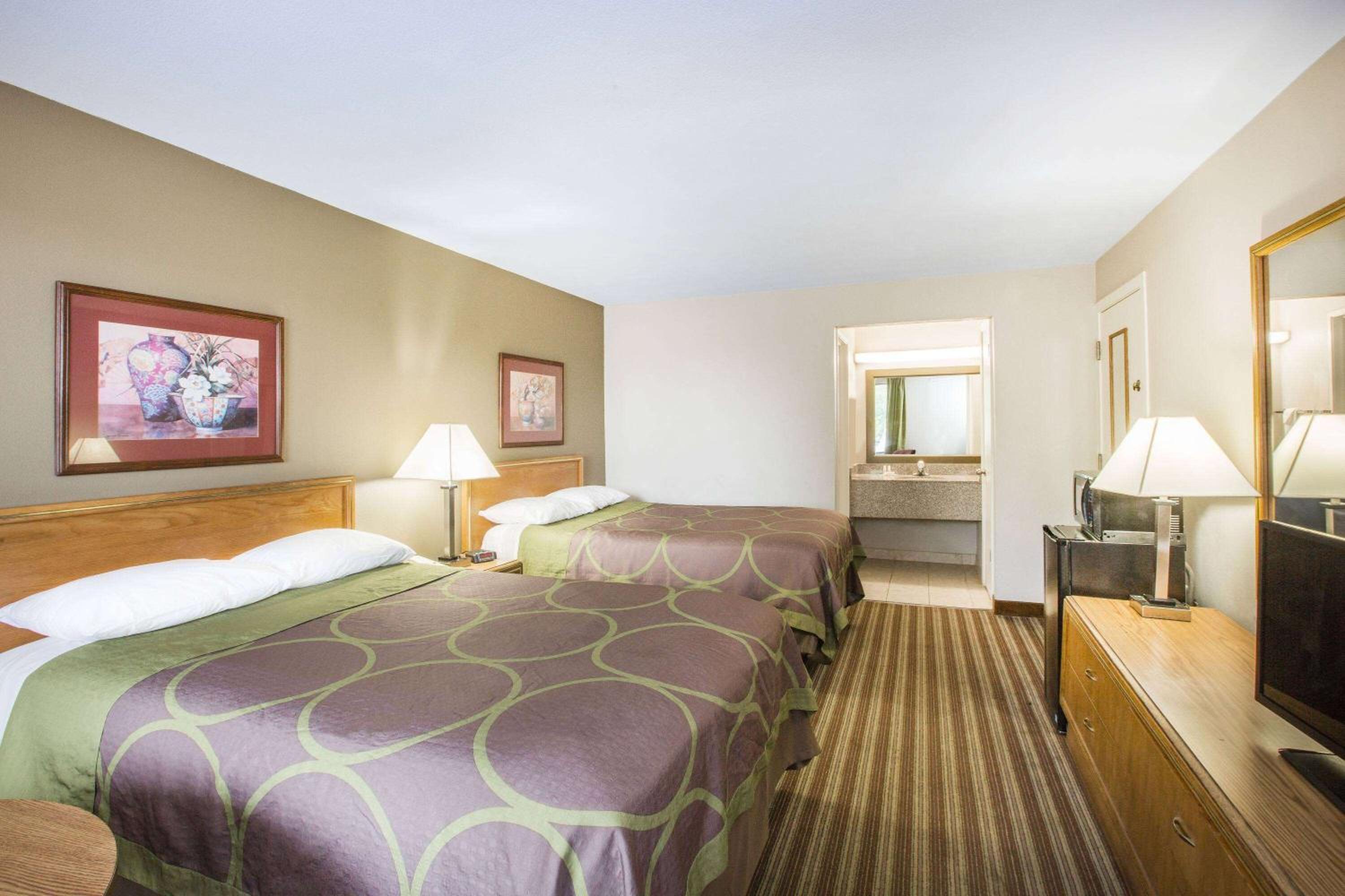 Double Room - Disability Access/Non-Smoking - Photo 1