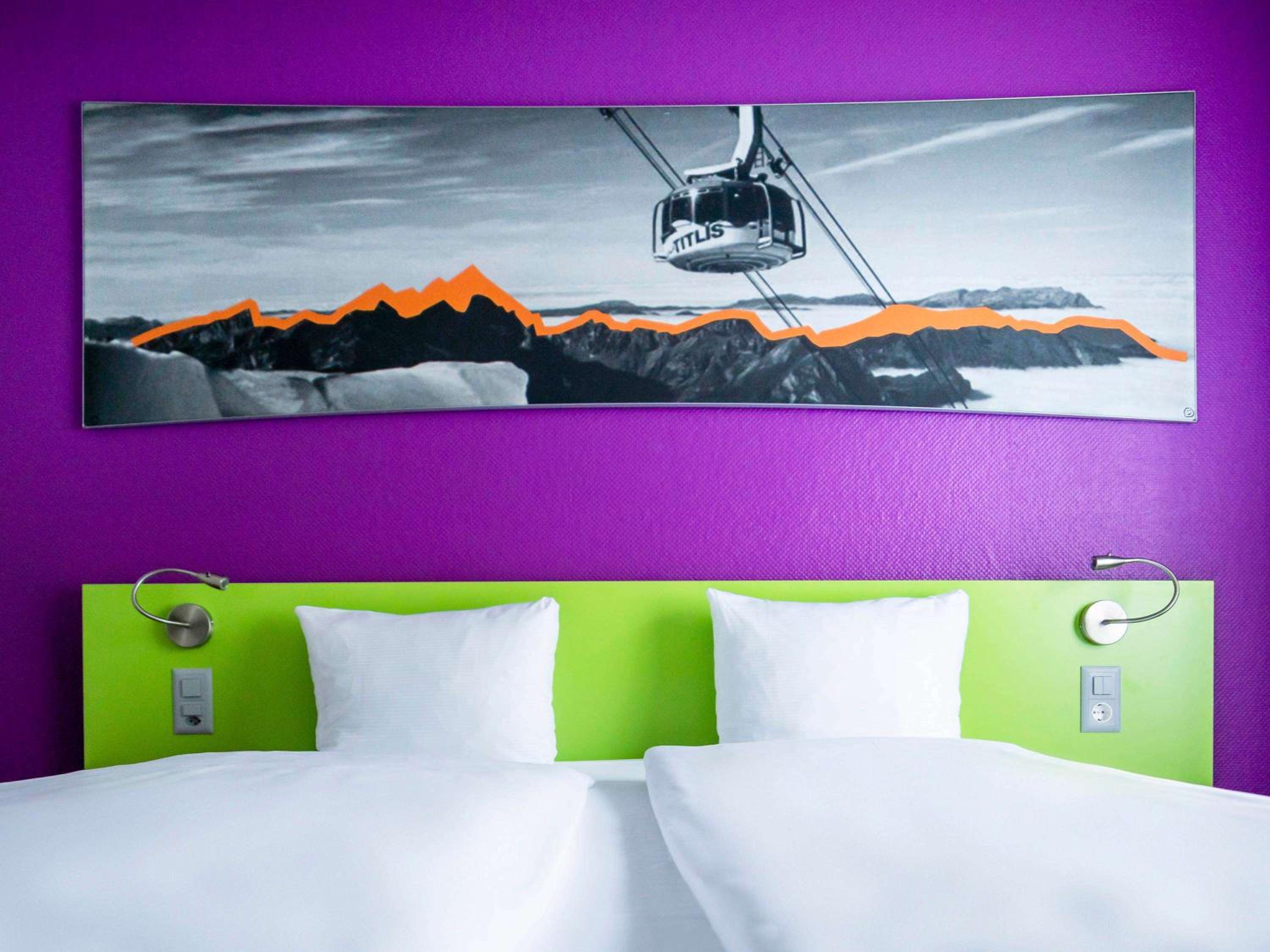 Standard Twin Room - Photo 12