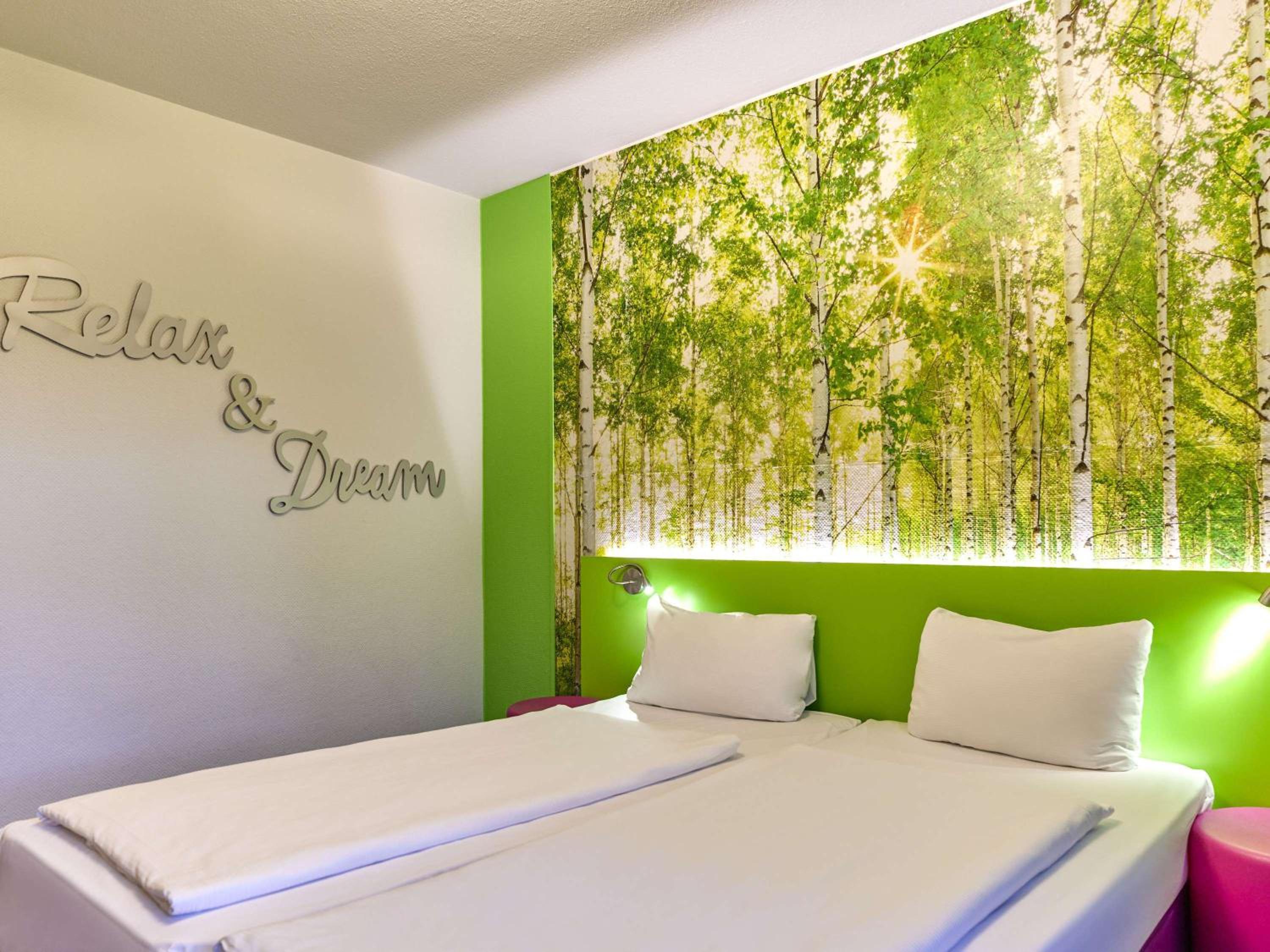 Standard Twin Room - Photo 1