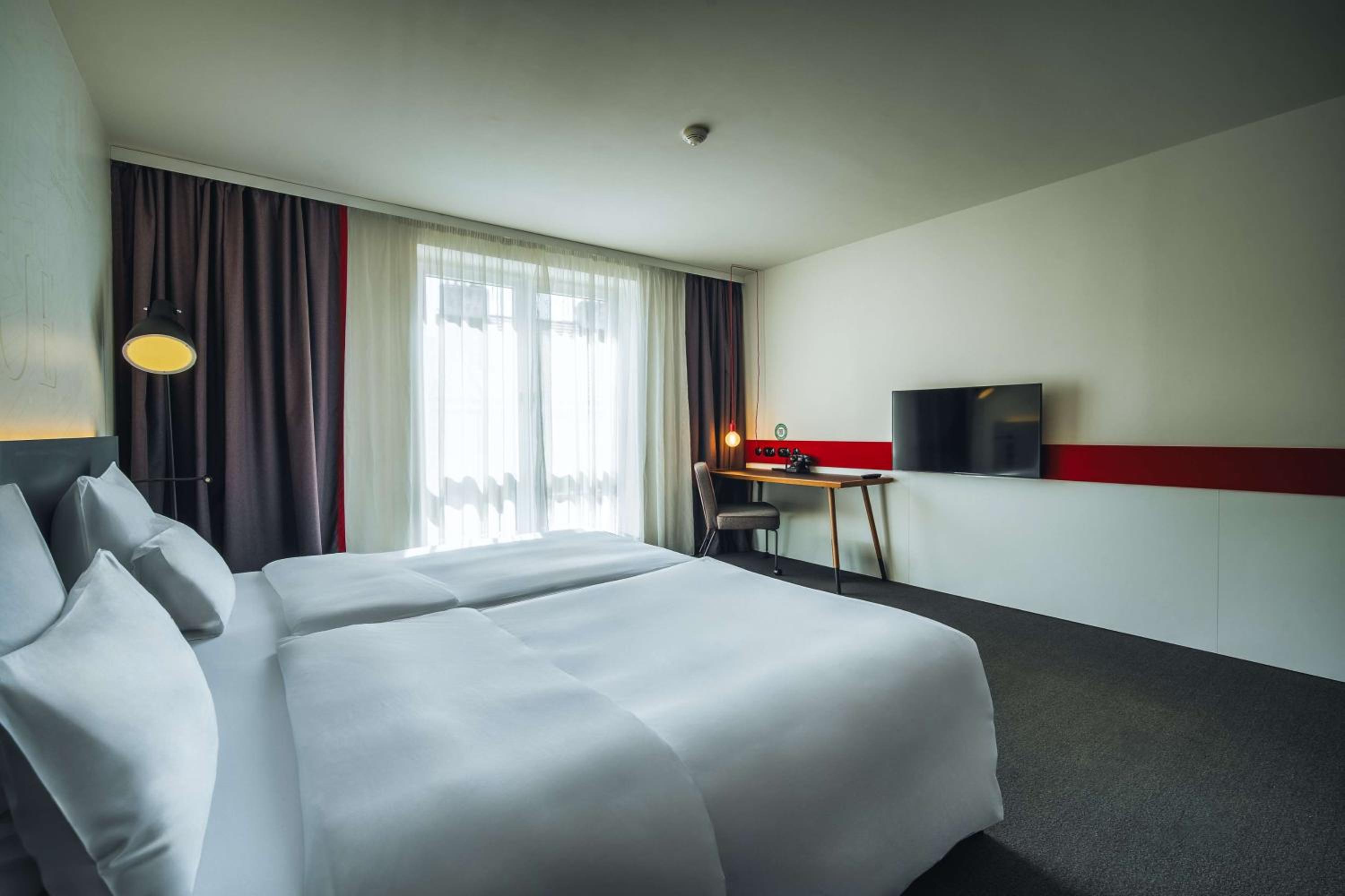 Penta Plus Room