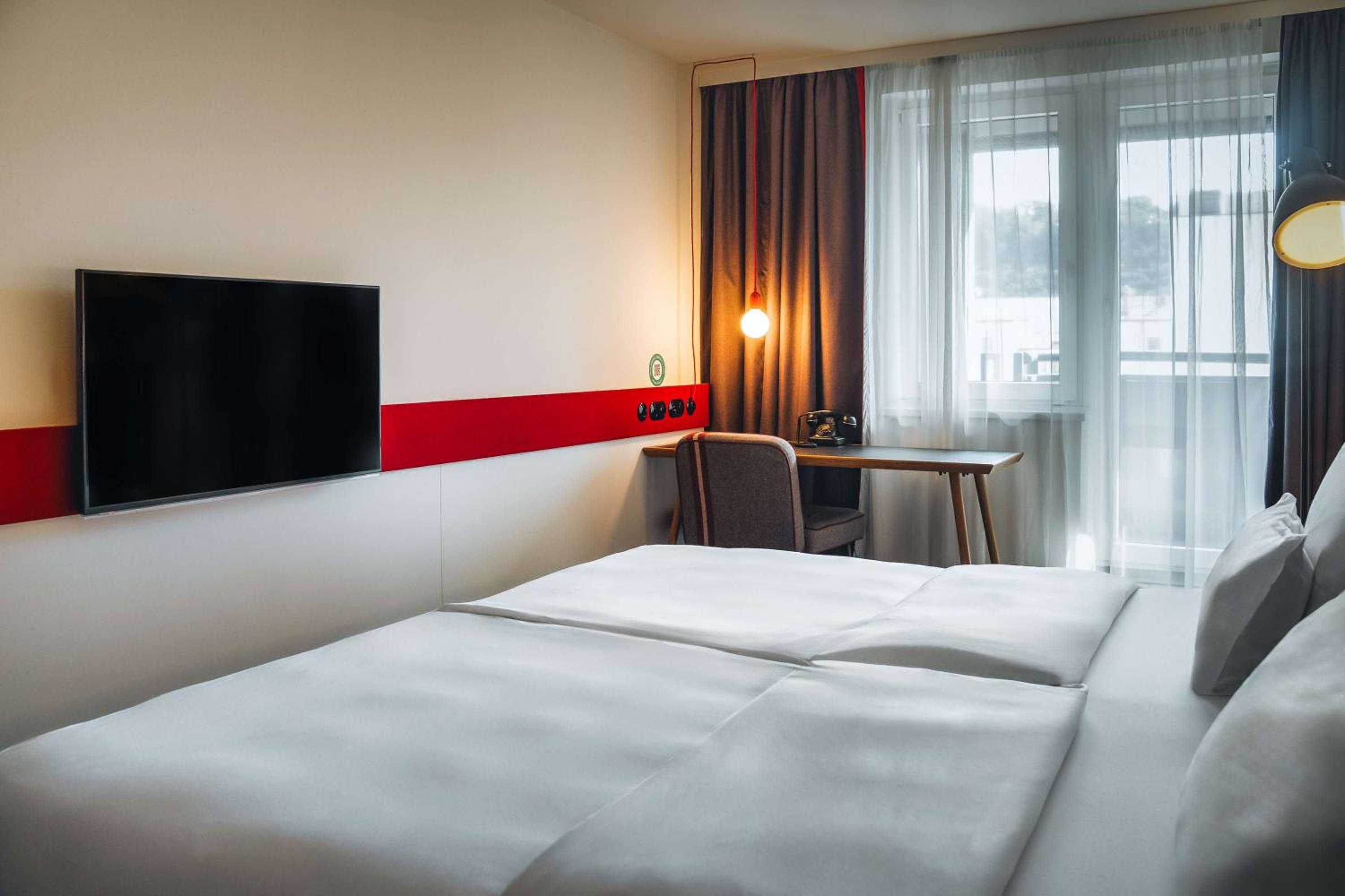 Available room