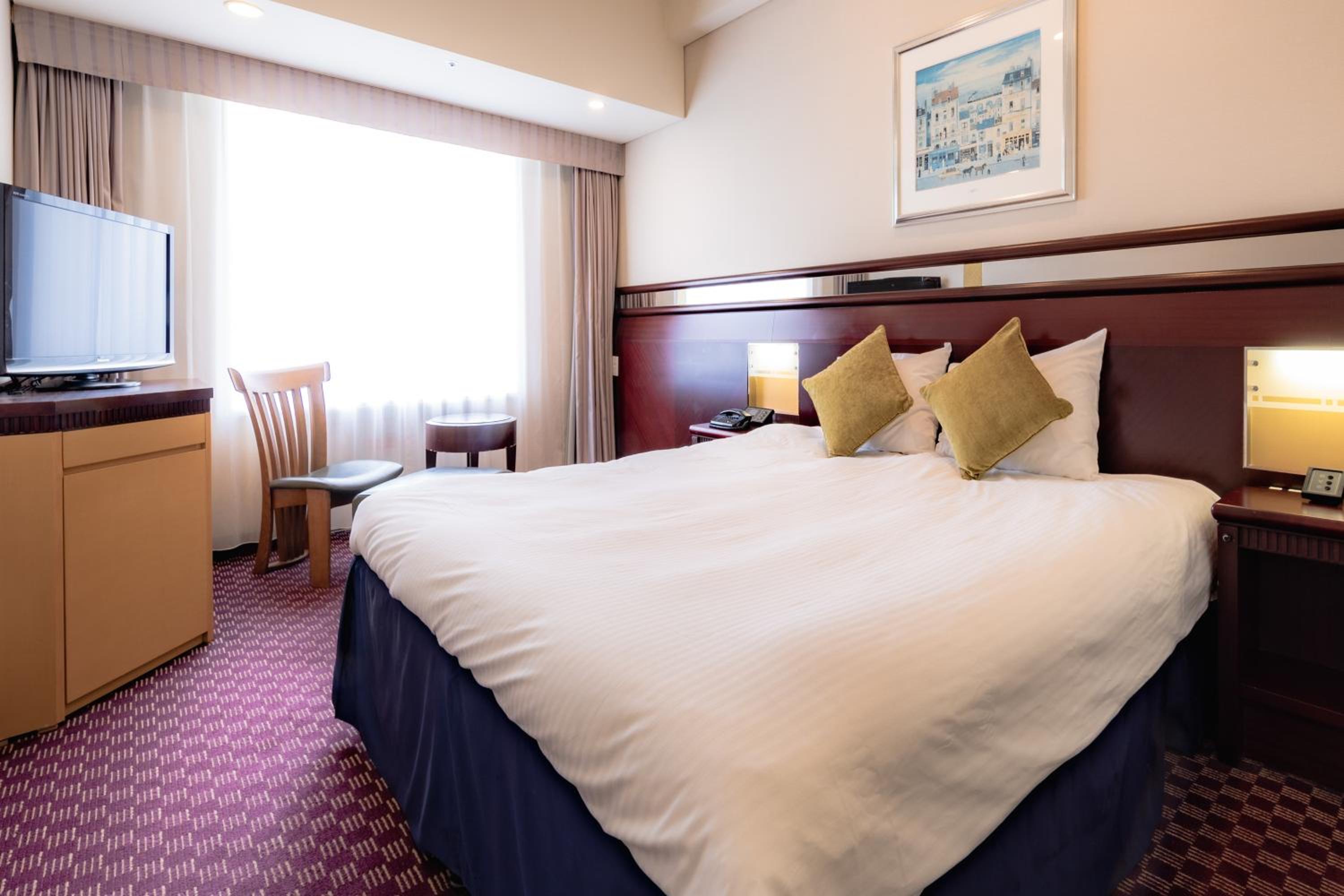Standard Double Room - High Floor - Non-Smoking