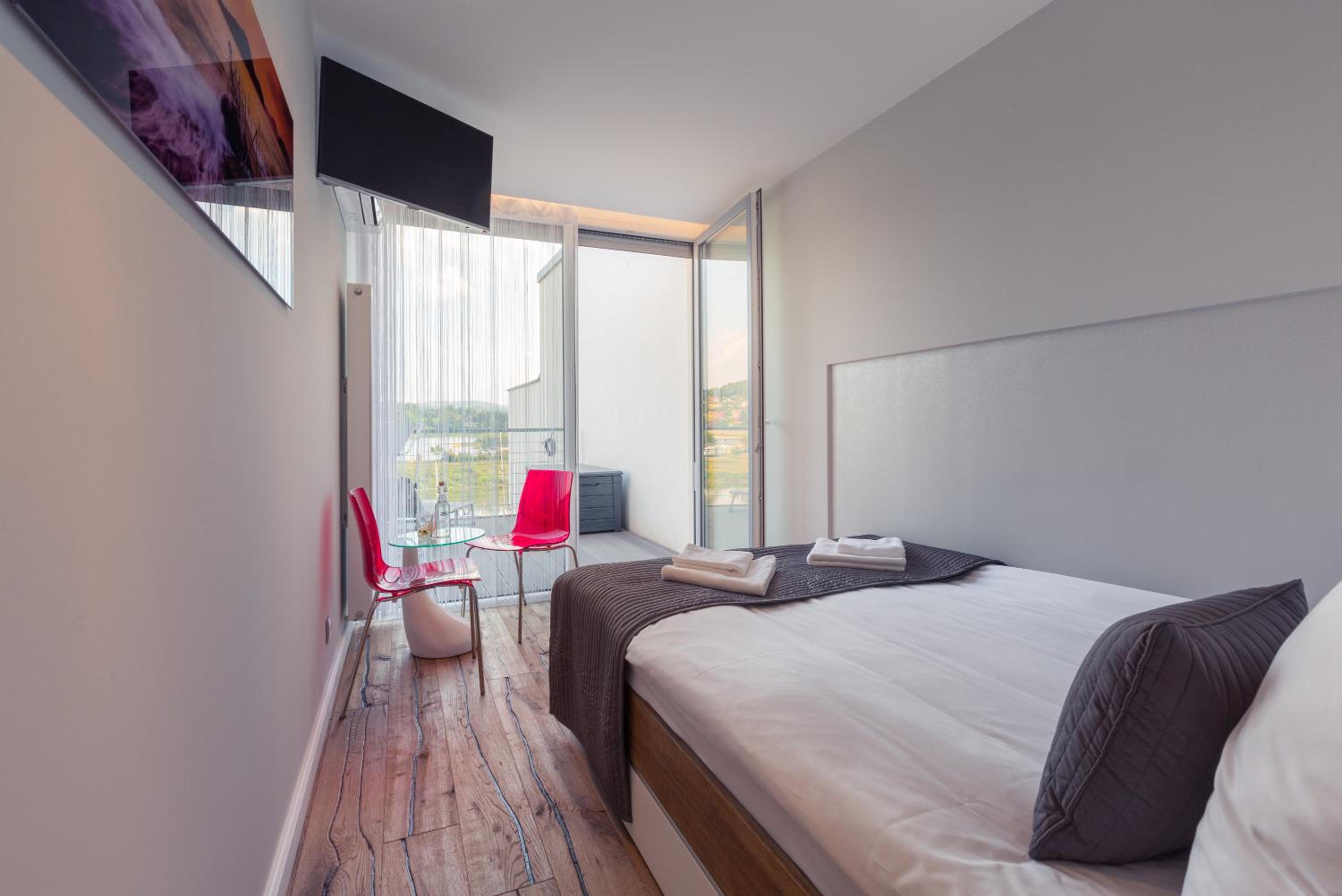 Superior Suite - Photo 2