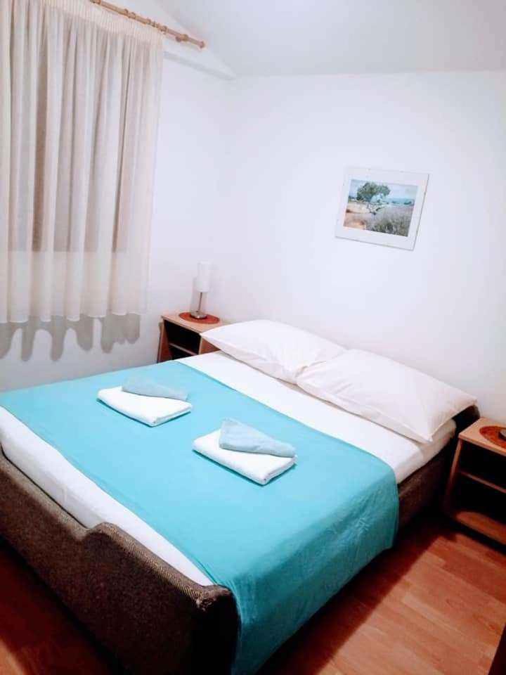 Apartment 1 photo 2