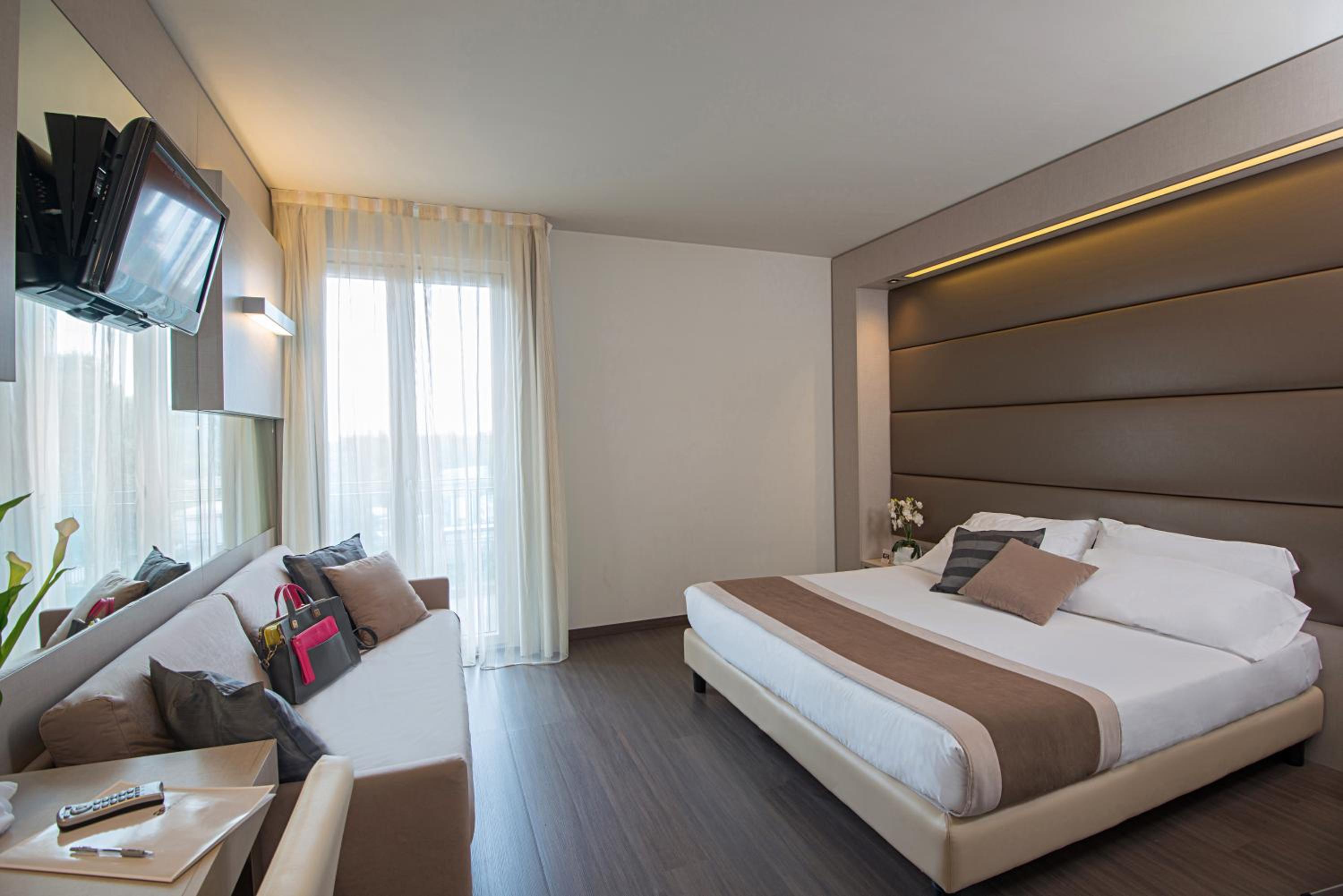 Double Room - Photo 1