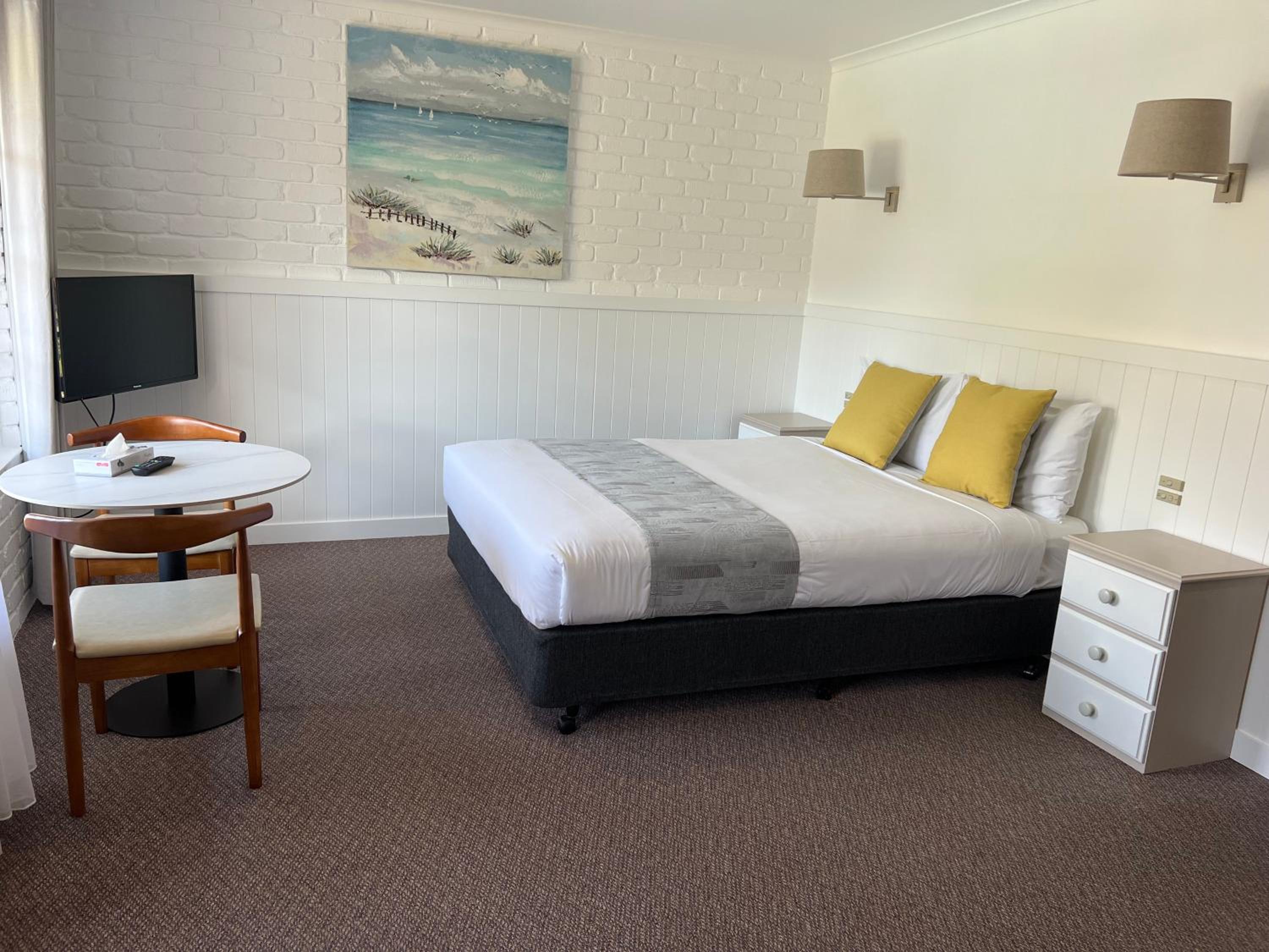 Executive Double Room with Spa Bath - Photo 7
