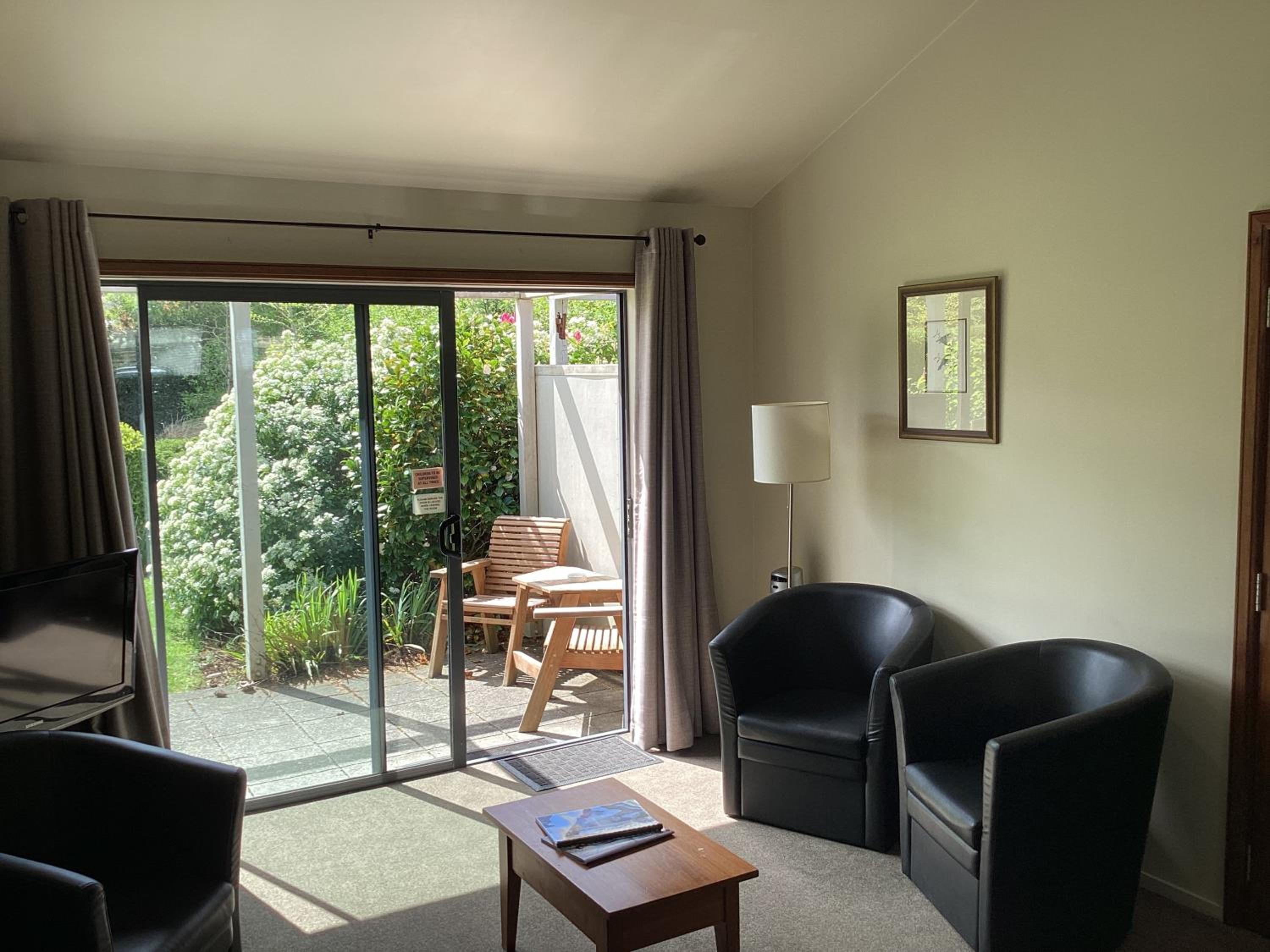 Studio with Garden View photo 3