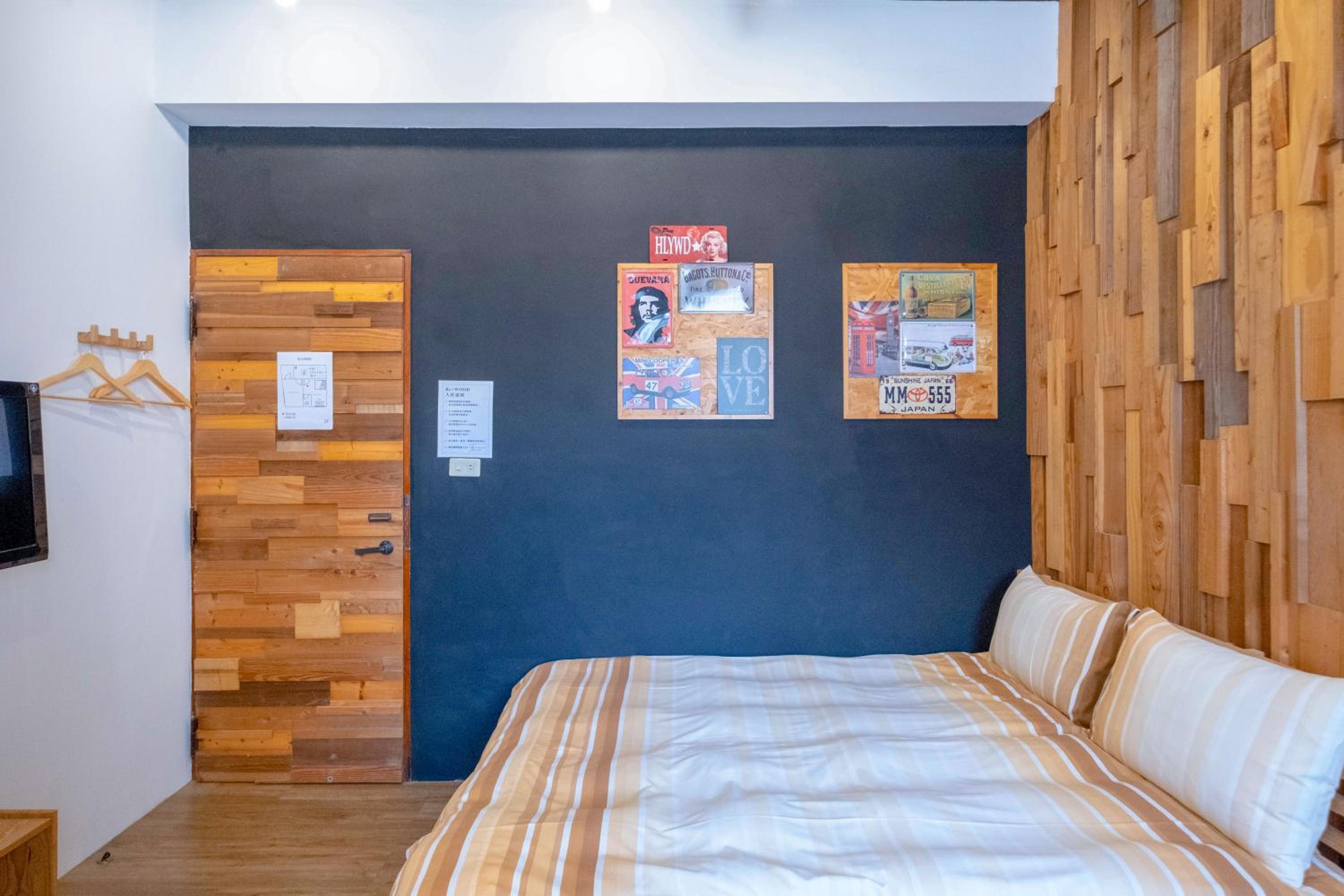 Double Room with Private Bathroom