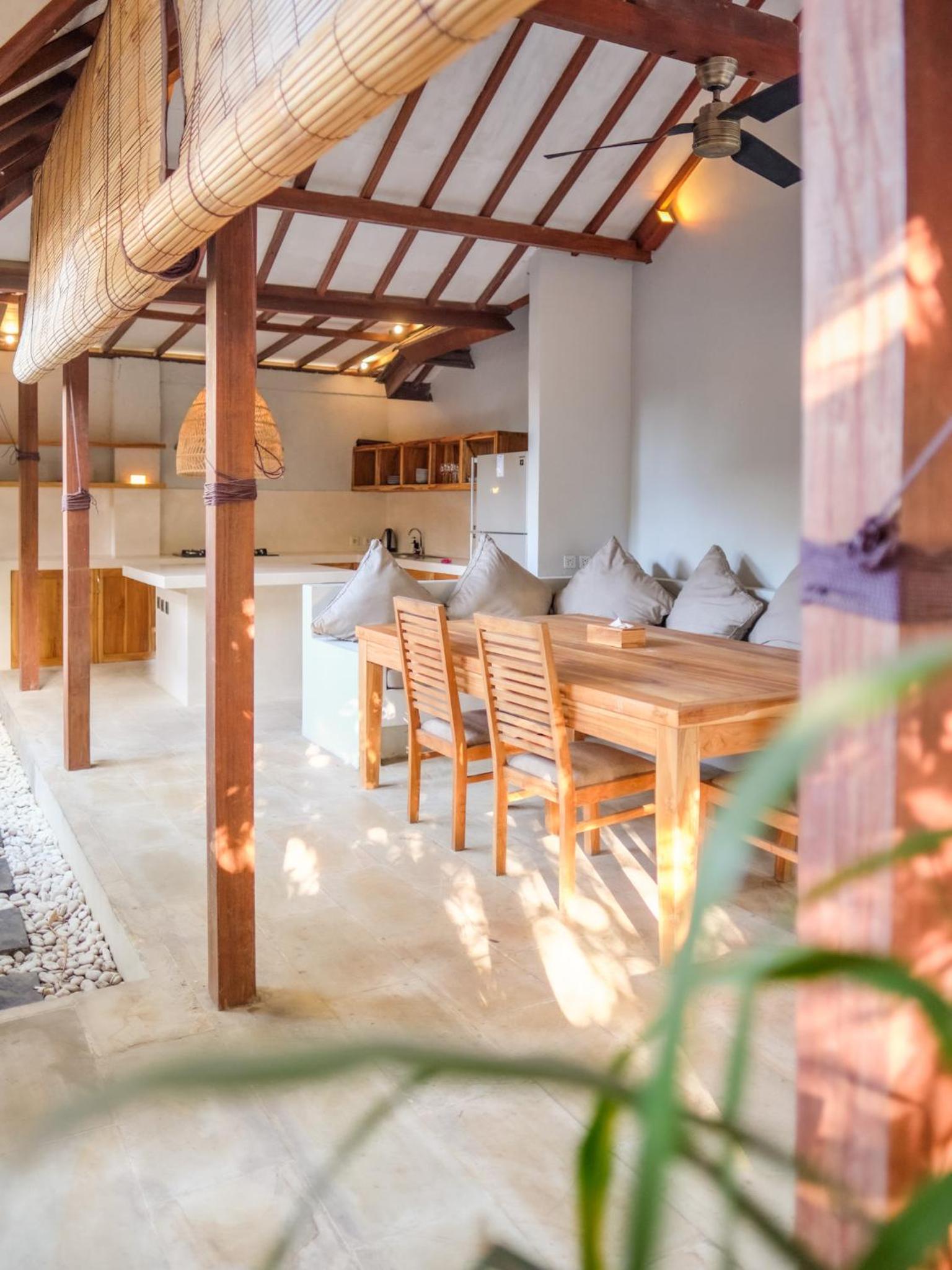 Three-Bedroom Villa with Private Pool - Photo 9