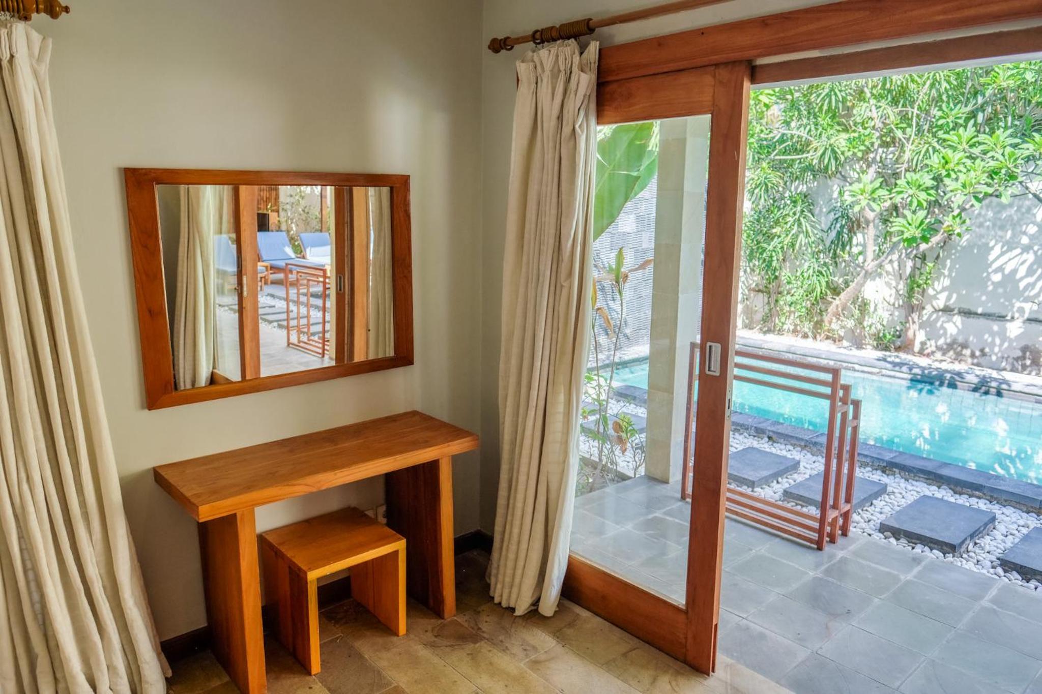 Three-Bedroom Villa with Private Pool - Photo 21