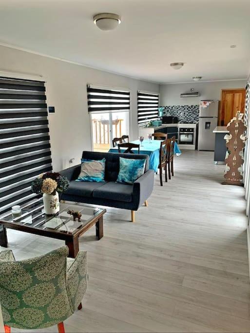One-Bedroom House photo 1