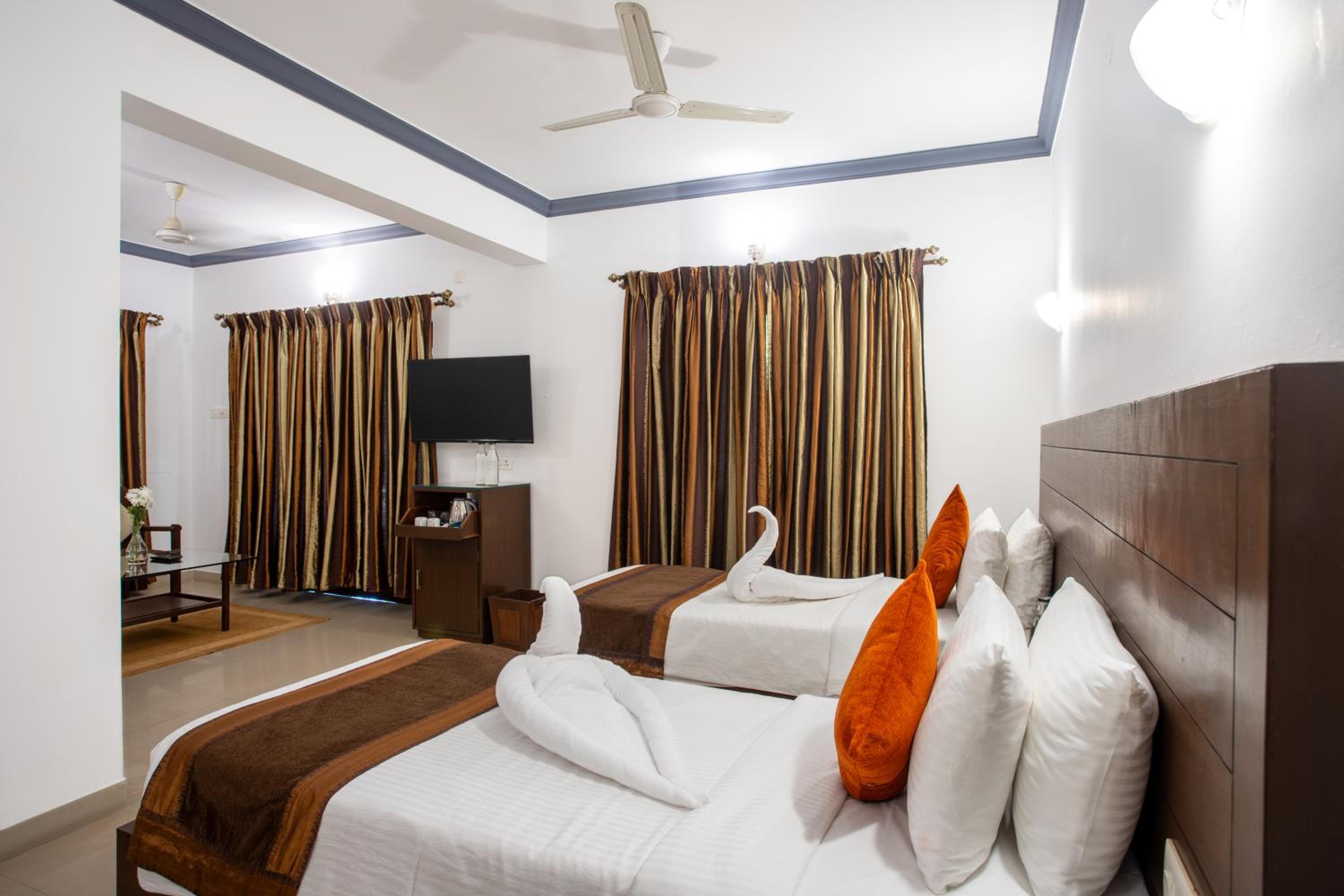 Luxury Garden View Room with Private Balcony photo 3