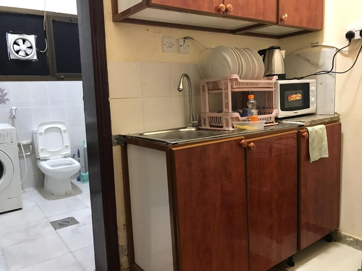 8-Bed Mixed Dormitory Room photo 3
