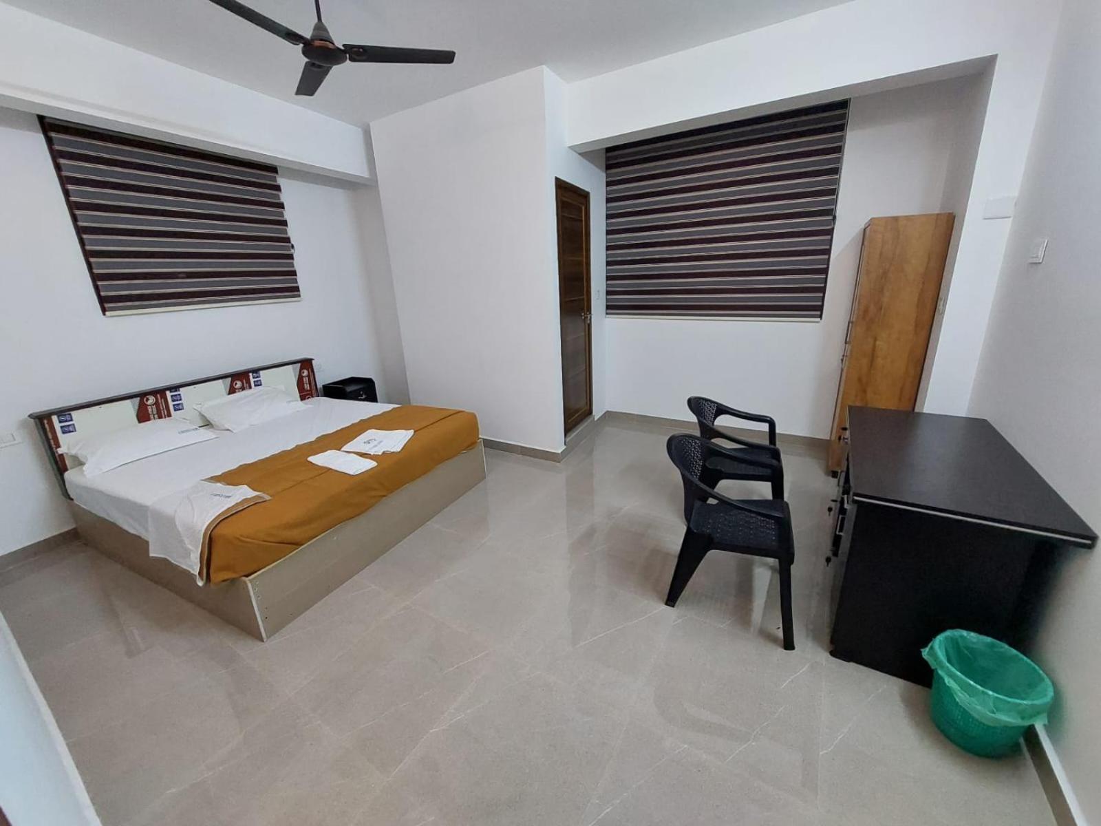 Double or Twin Room with Mountain View photo 1