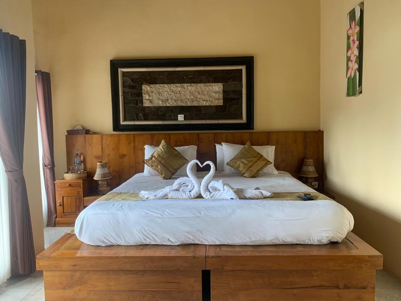 Double or Twin Room with Mountain View - Photo 10