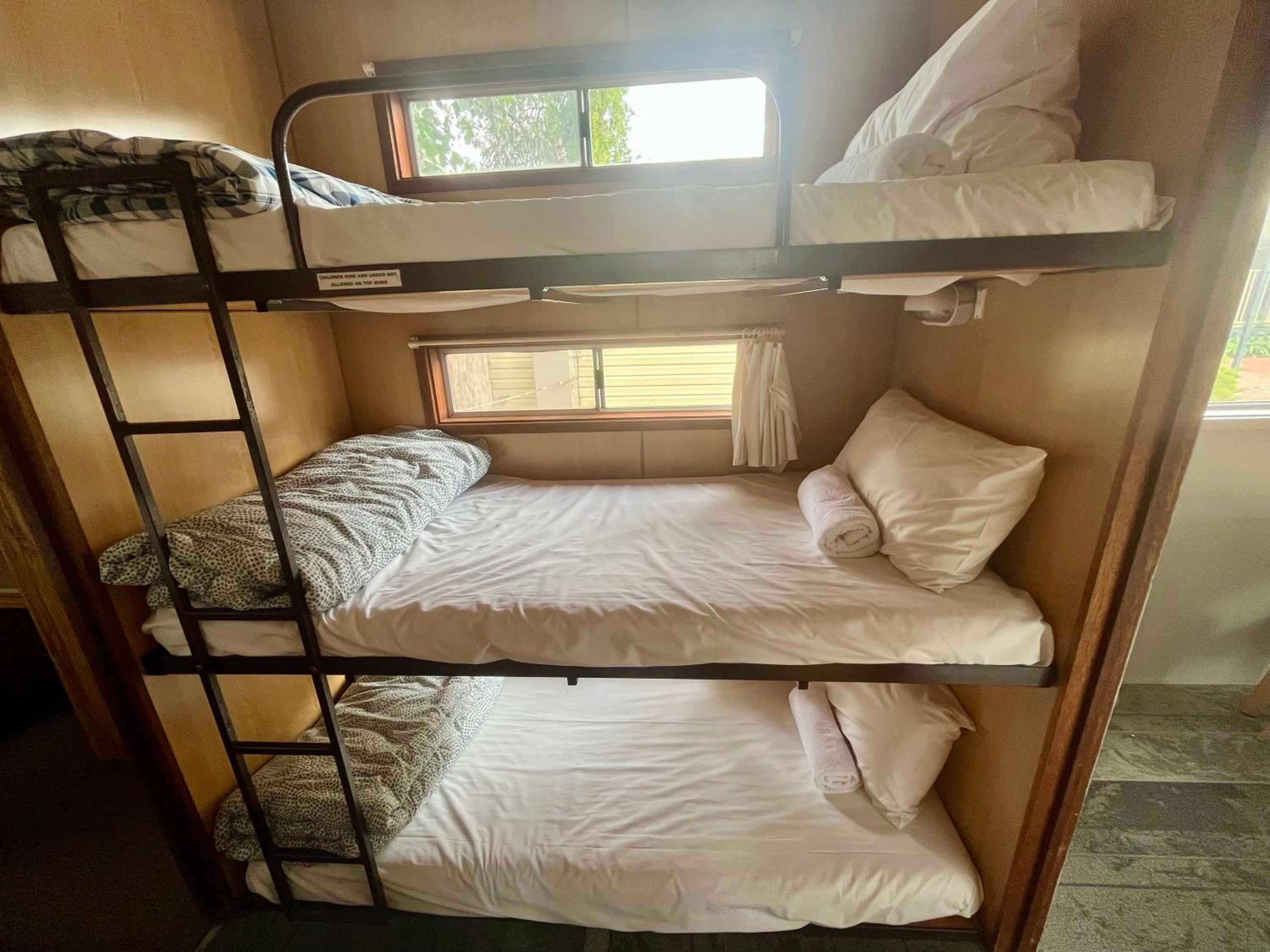 Double Room - Photo 8