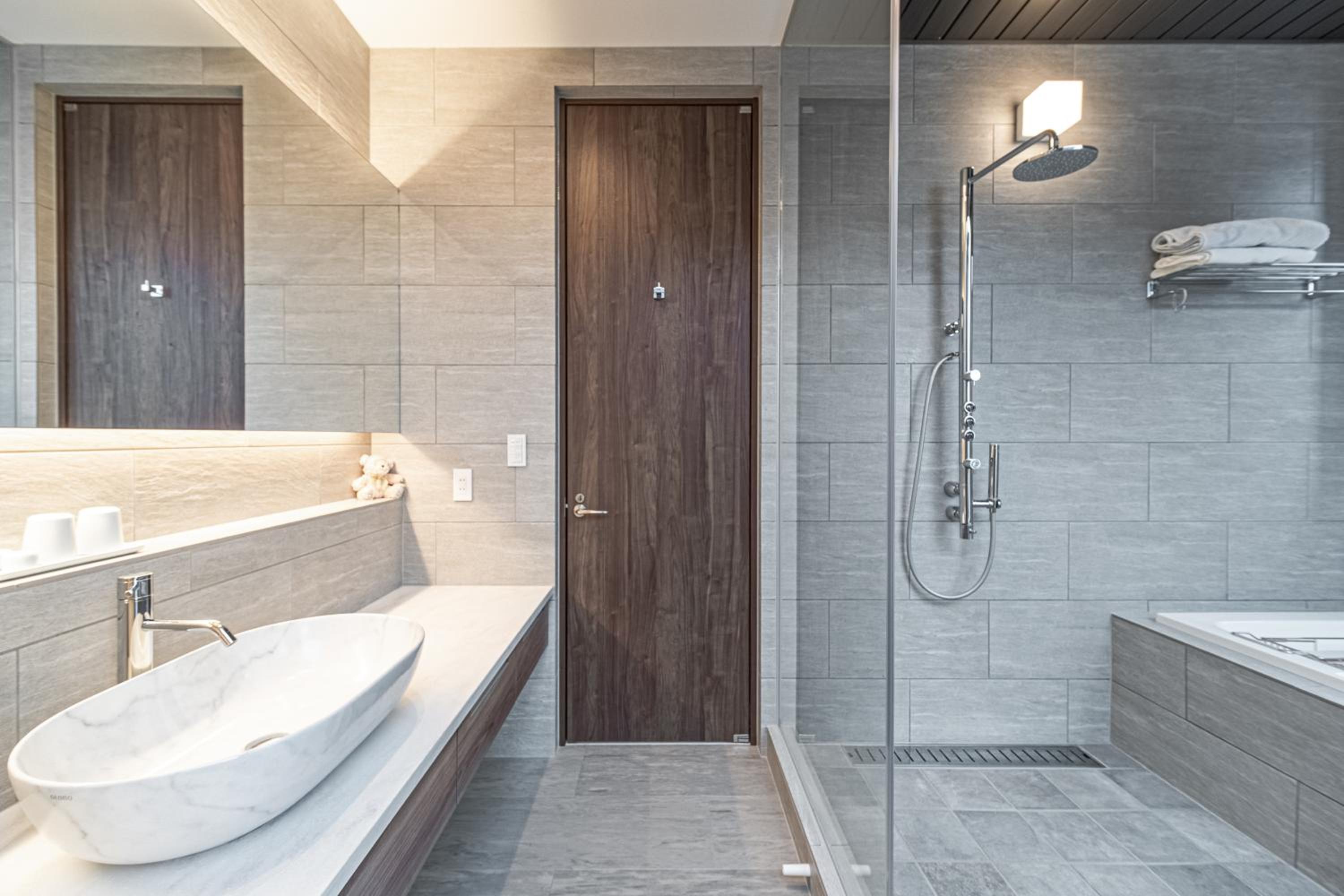 Deluxe Double Room with Bath photo 2