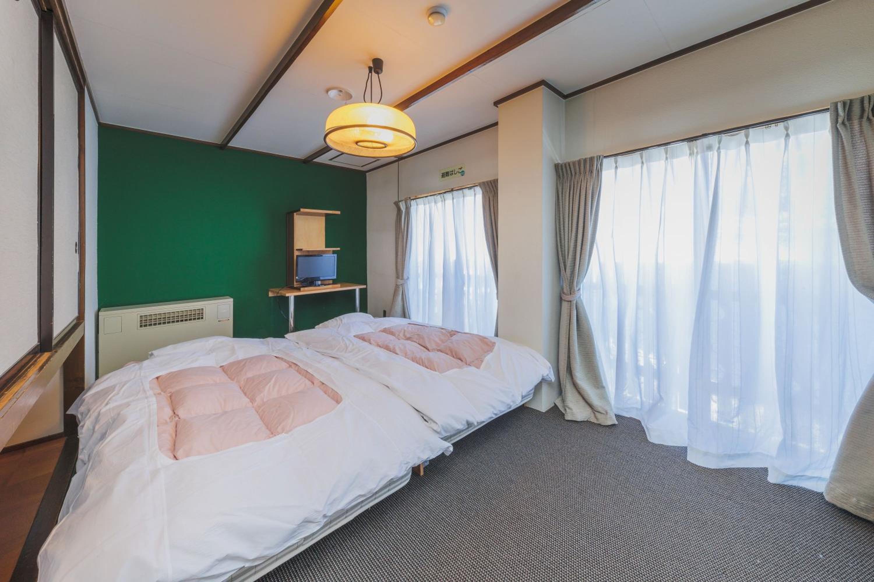 Economy Twin Room