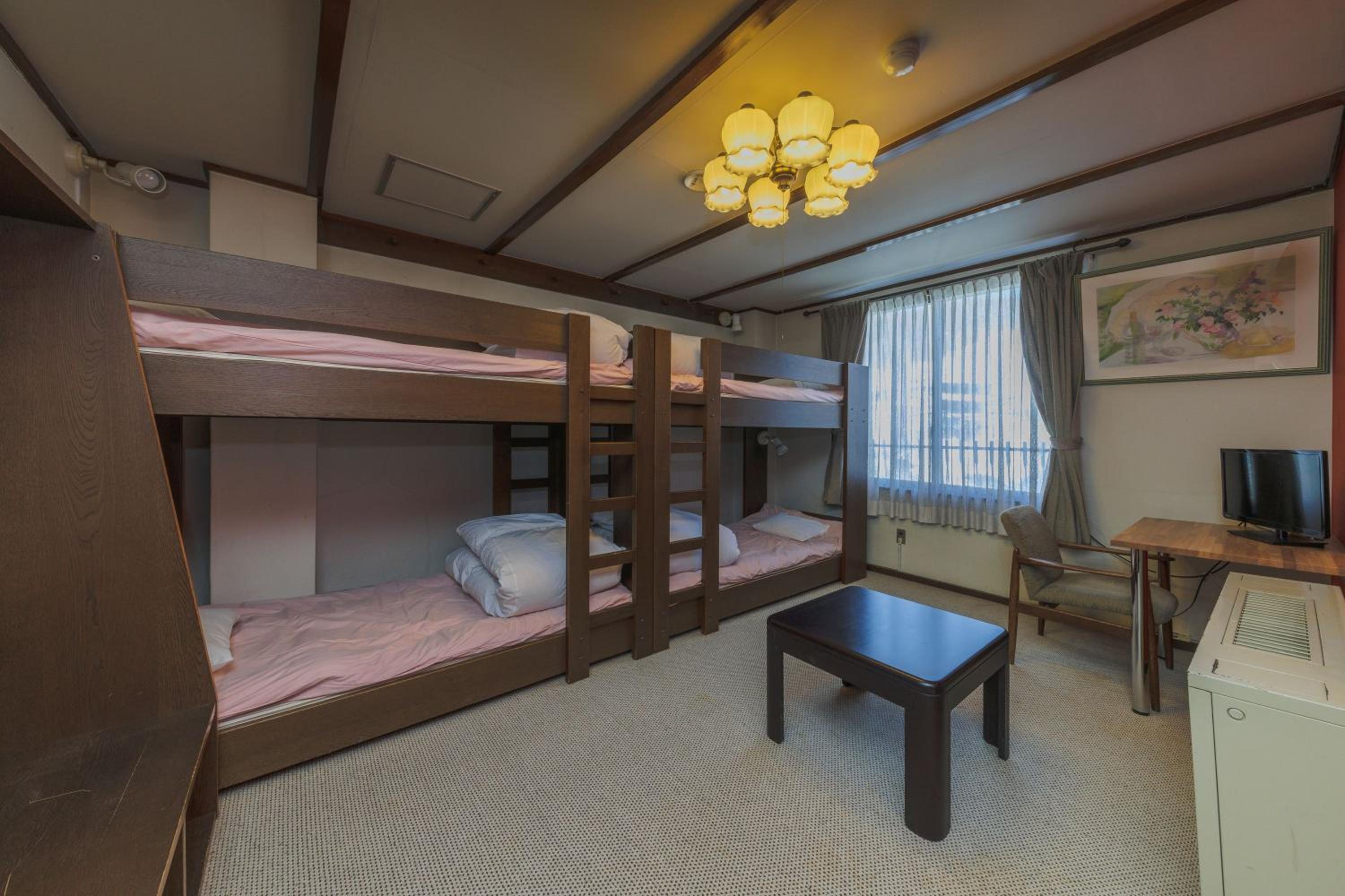 Economy Quadruple Room