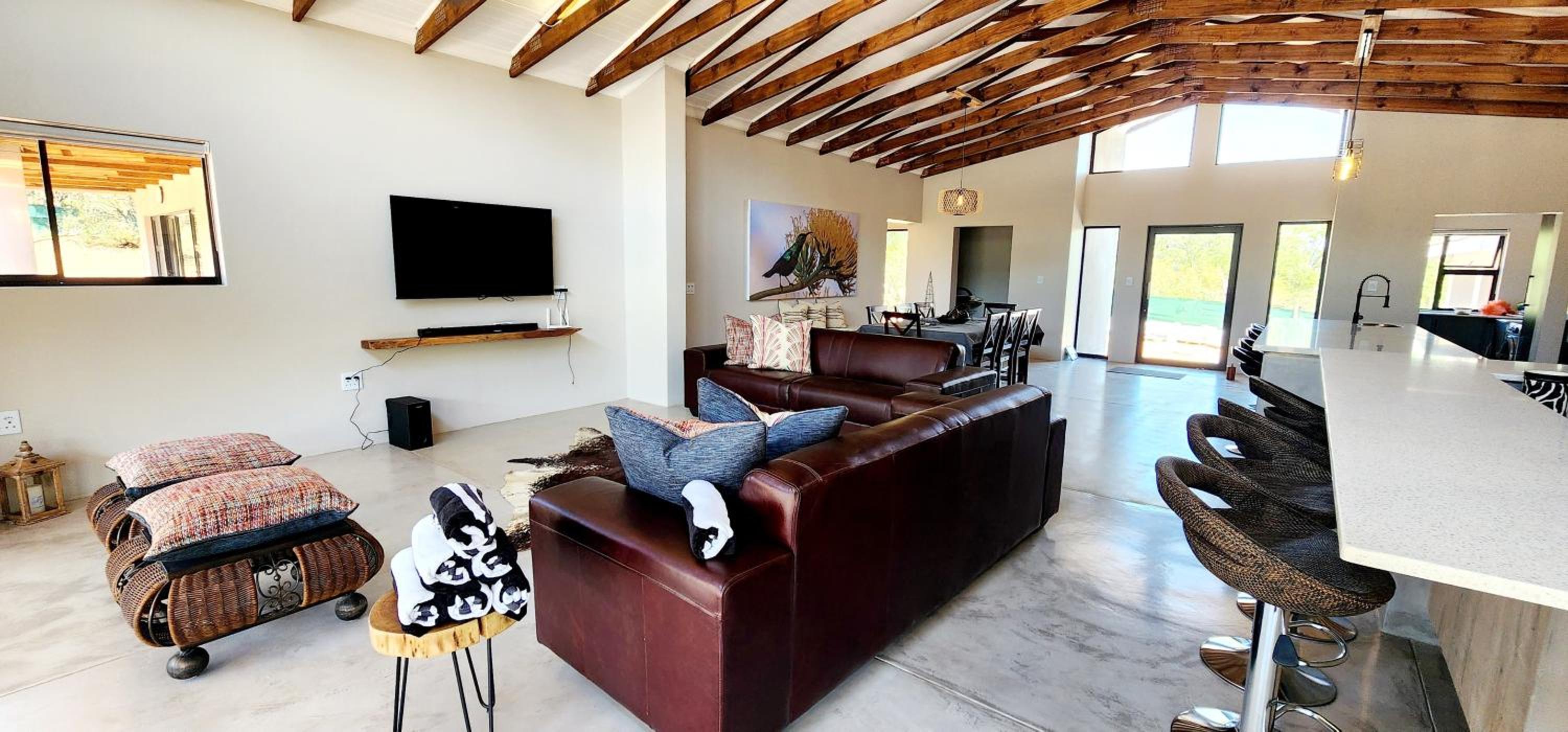 Luxury Holiday Home photo 1