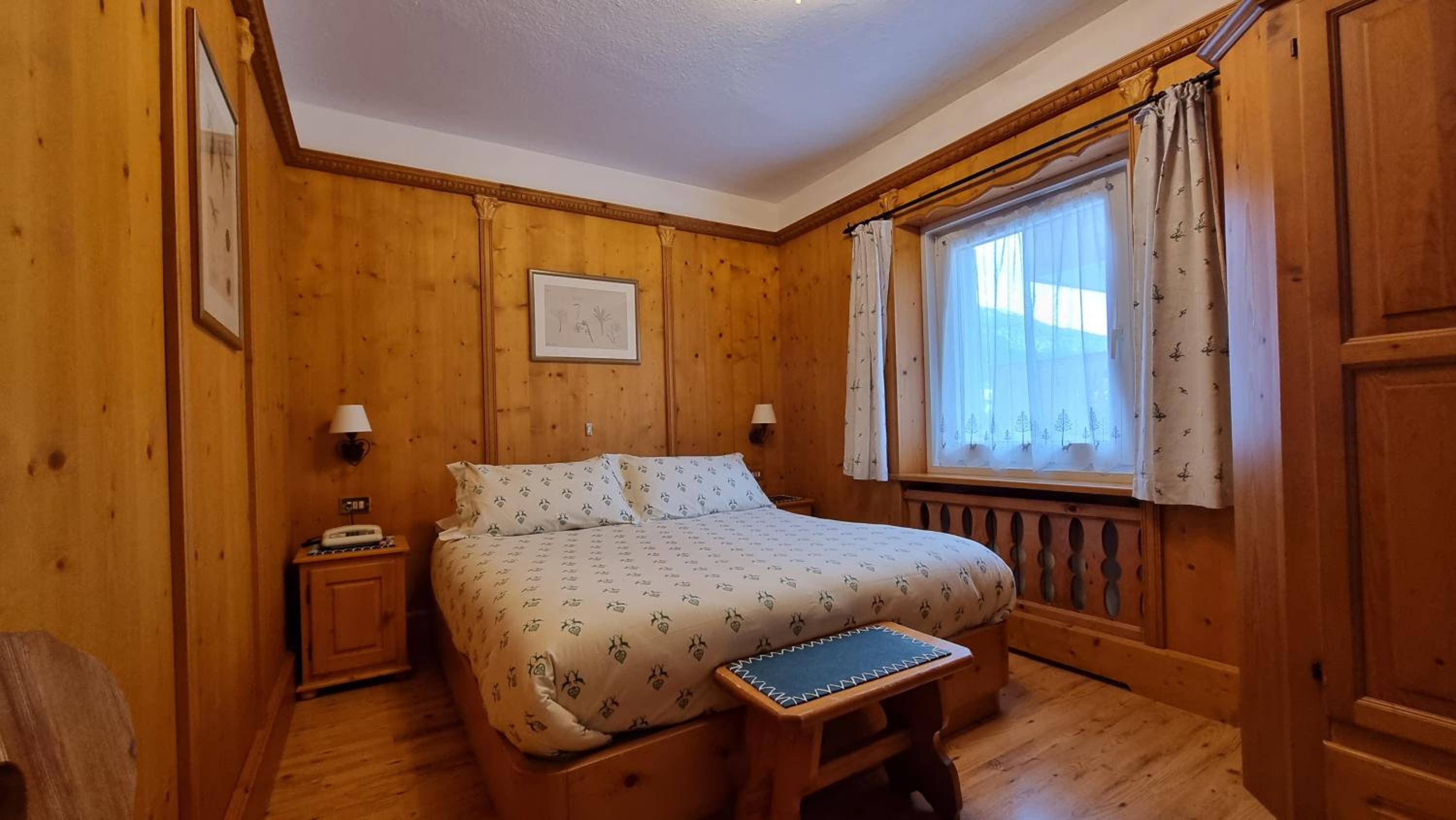 Double or Twin Room - Photo 10
