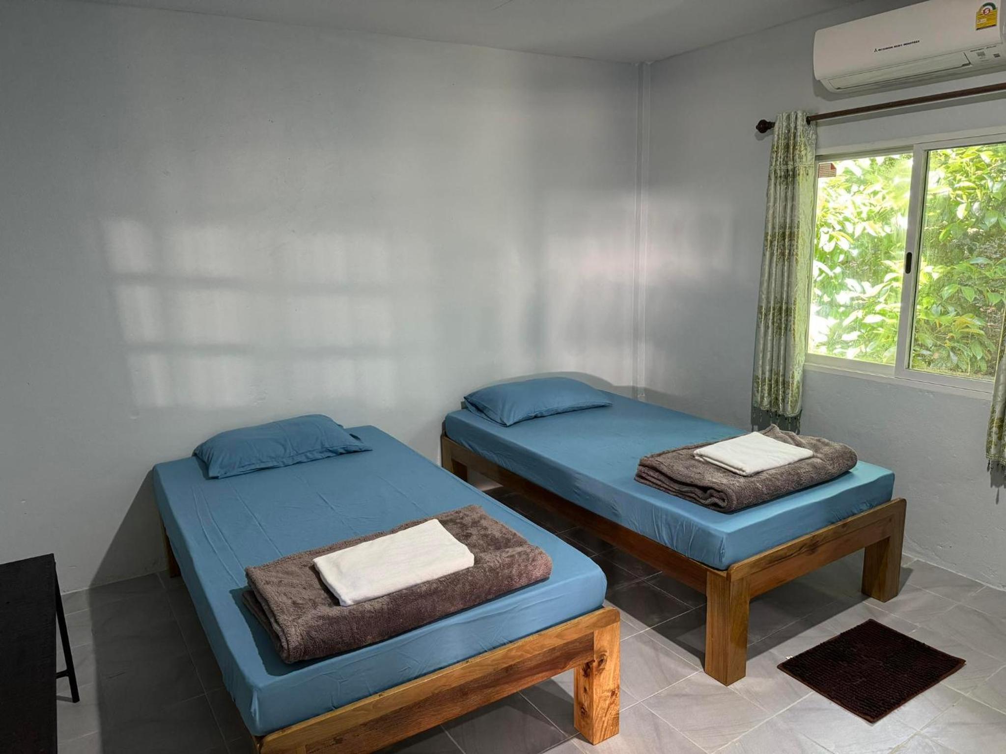 Deluxe Double or Twin Room photo 2