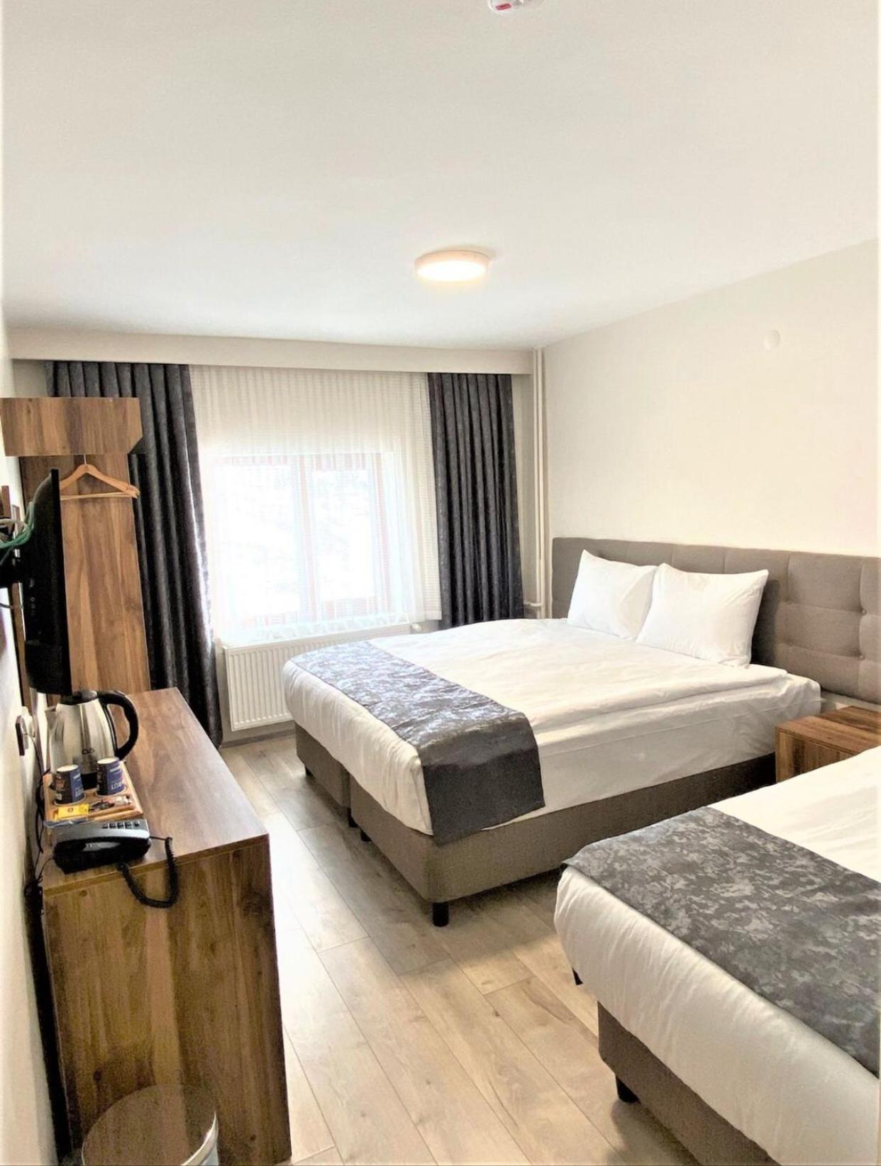 Standard Double Room photo 3