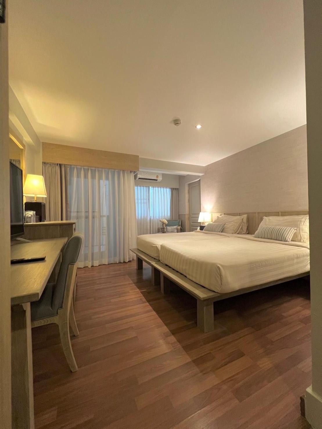 Superior Double or Twin Room - Photo 3