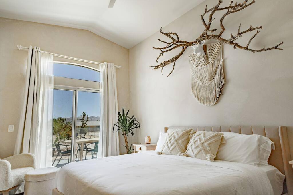 Four-Bedroom House photo 1