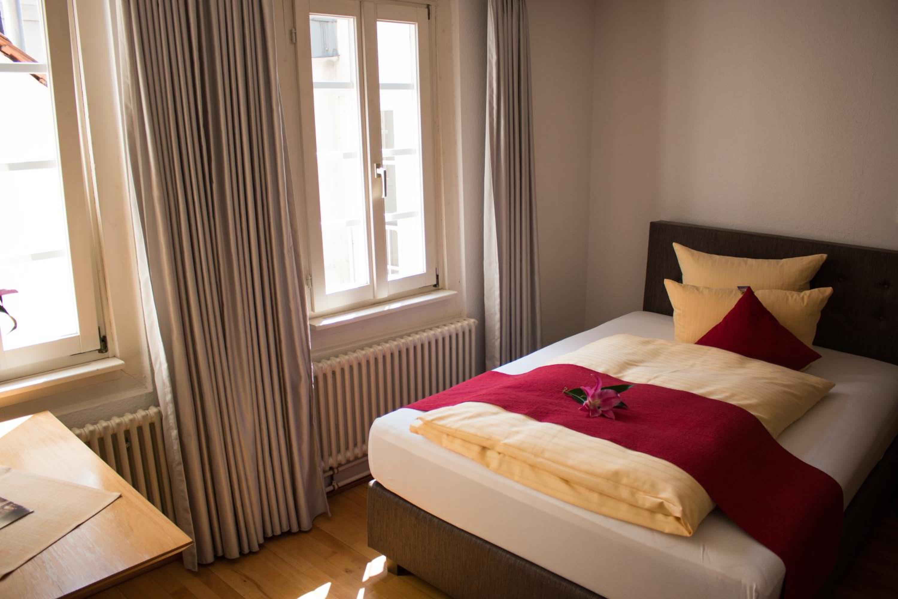 Single Room photo 3