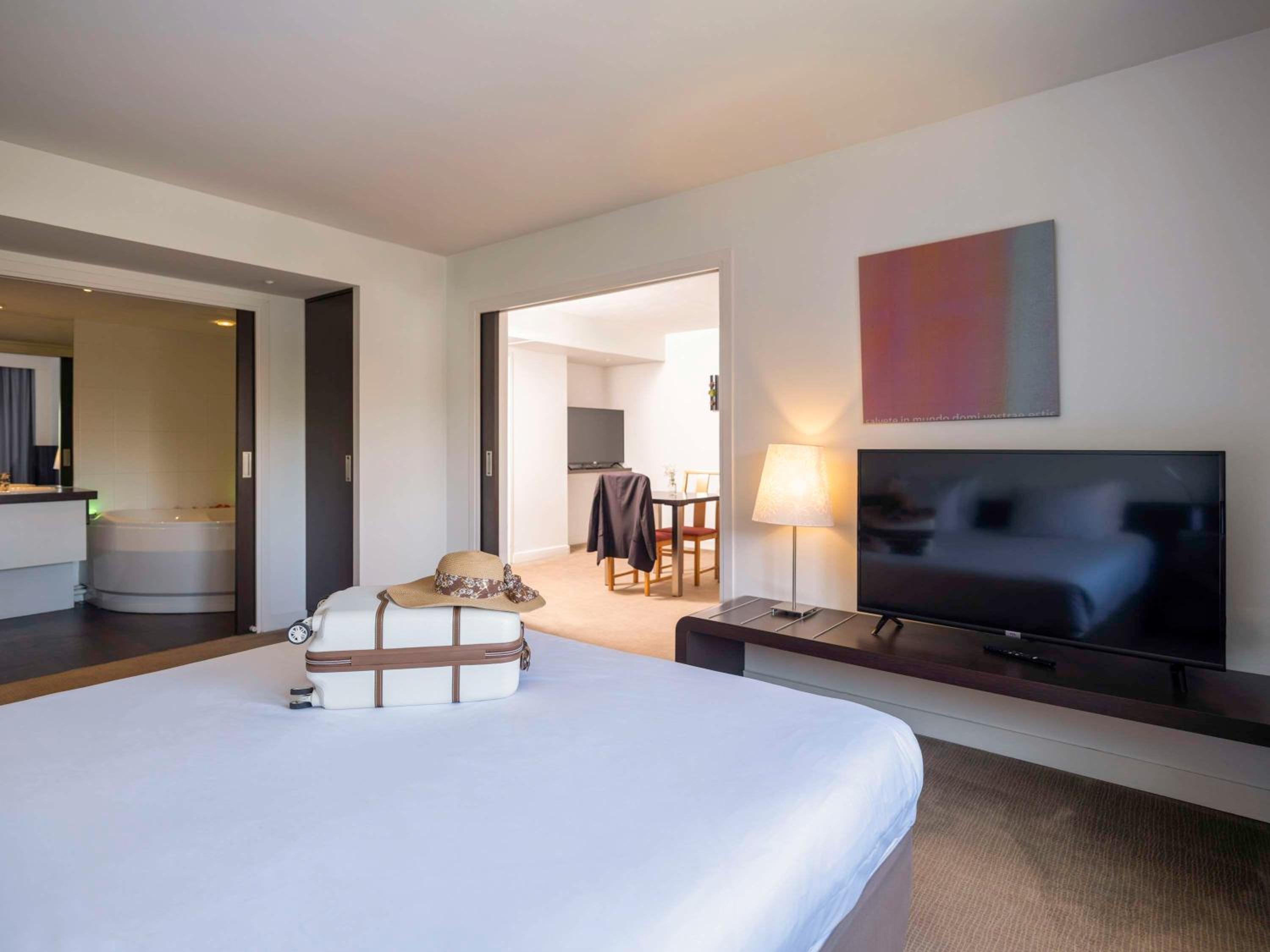 King Suite photo 2
