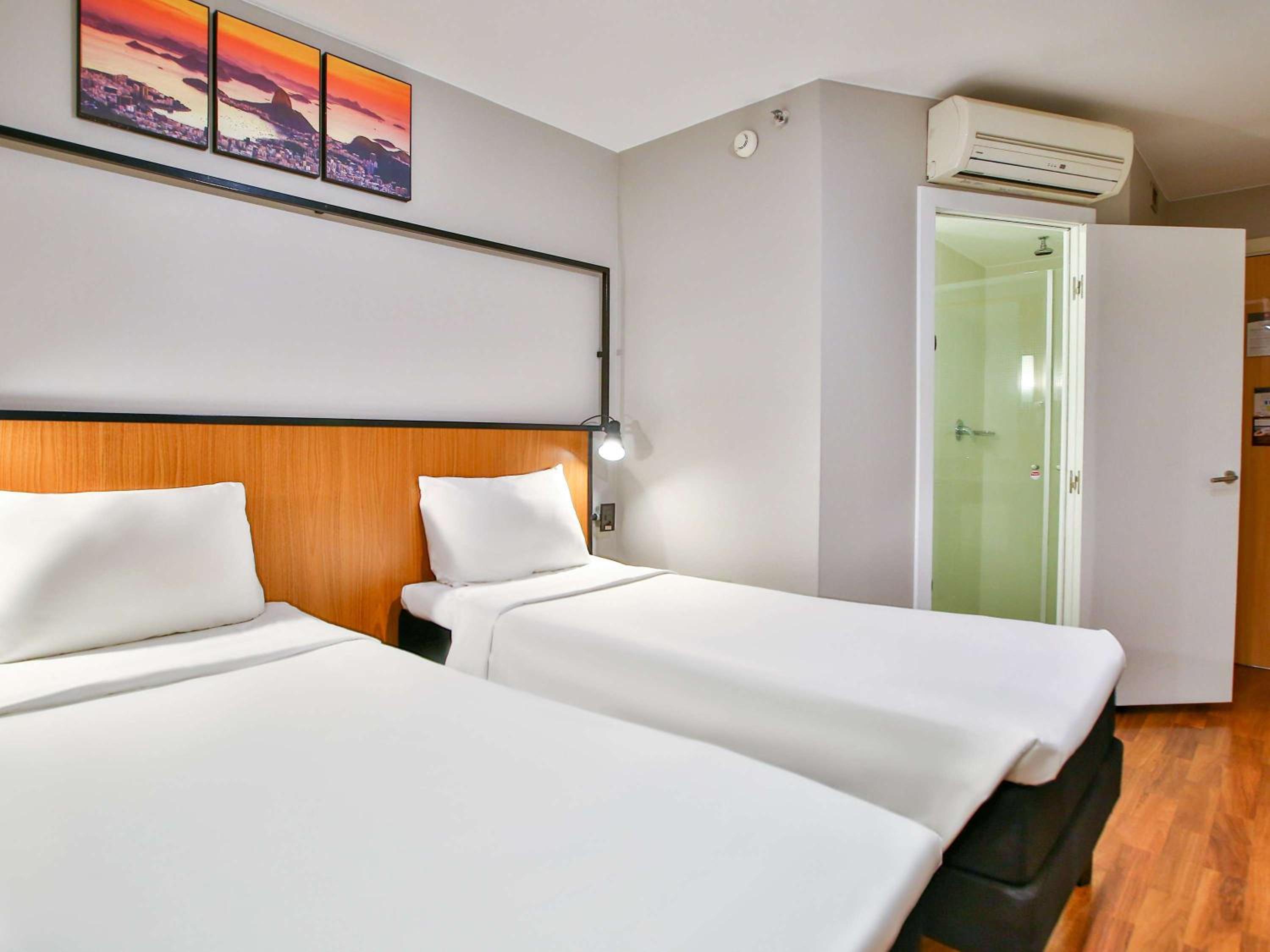 Standard Apartment with Twin Beds photo 1