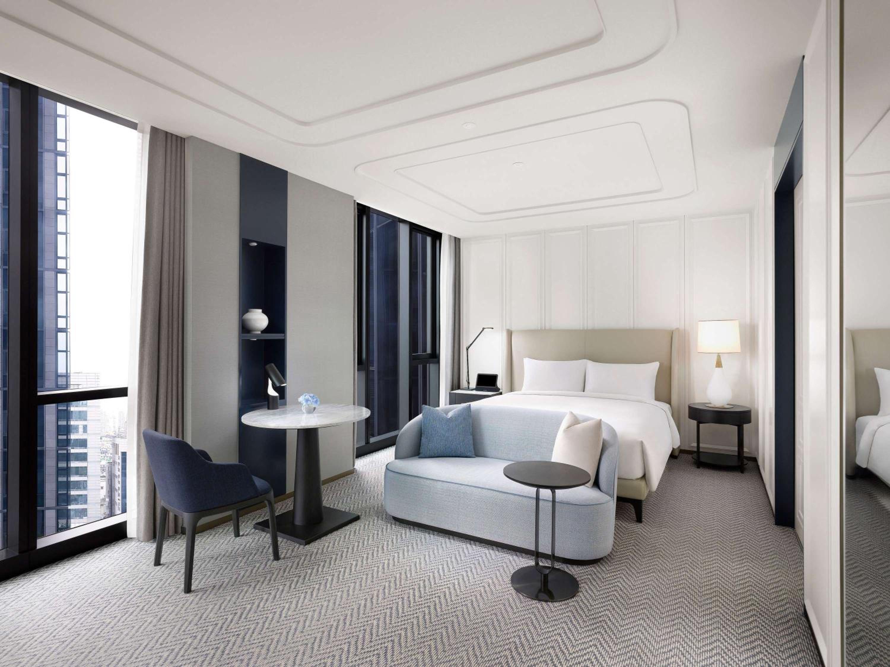 Magnifique Room with 1 King Size Bed - Photo 1
