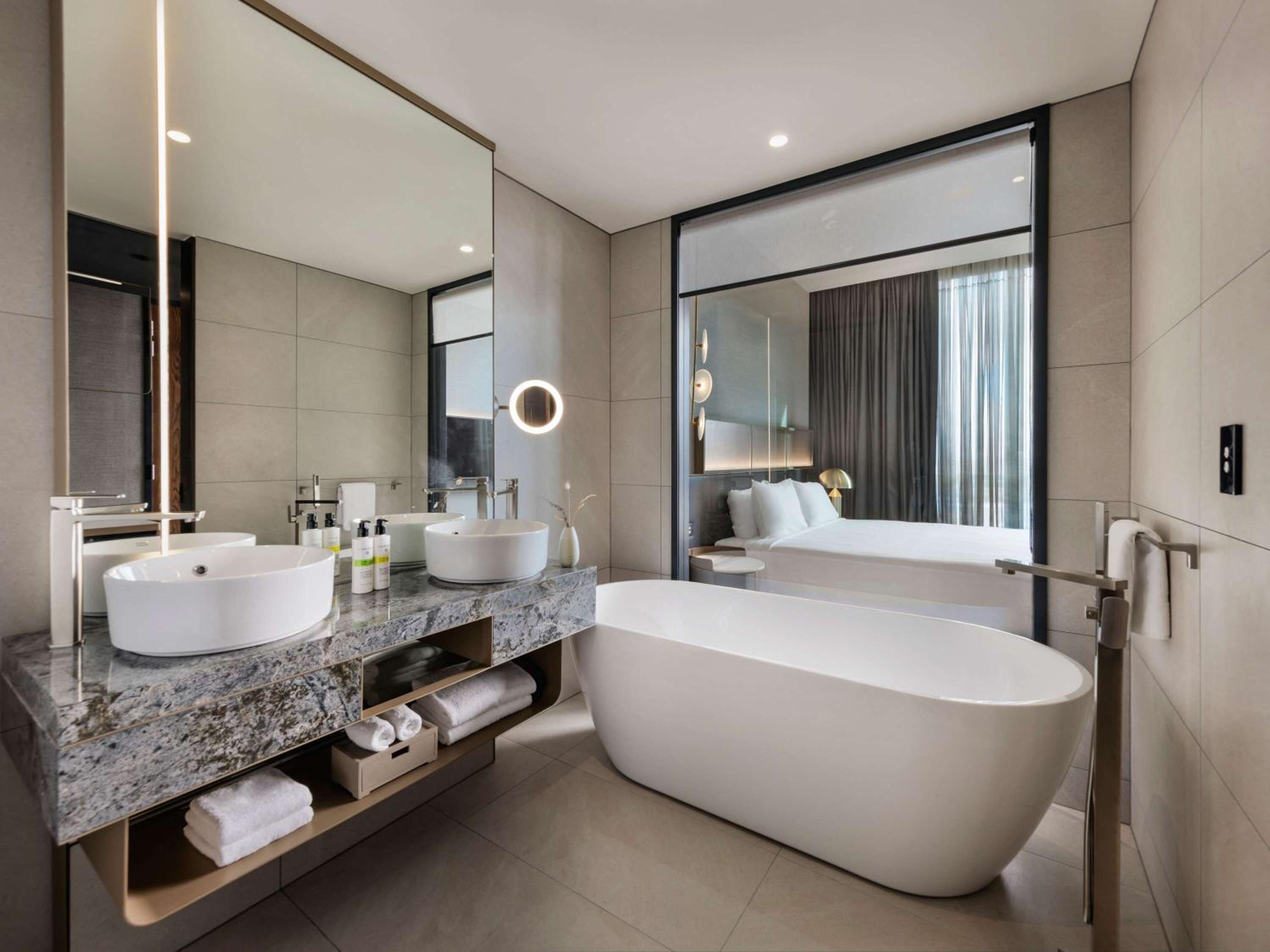 Executive King Suite  - Photo 3