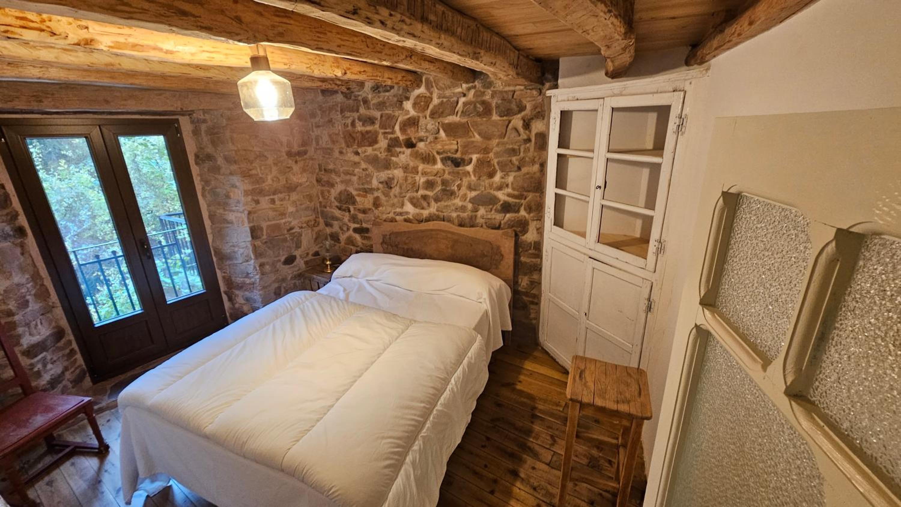 Casa de cuatro habitaciones