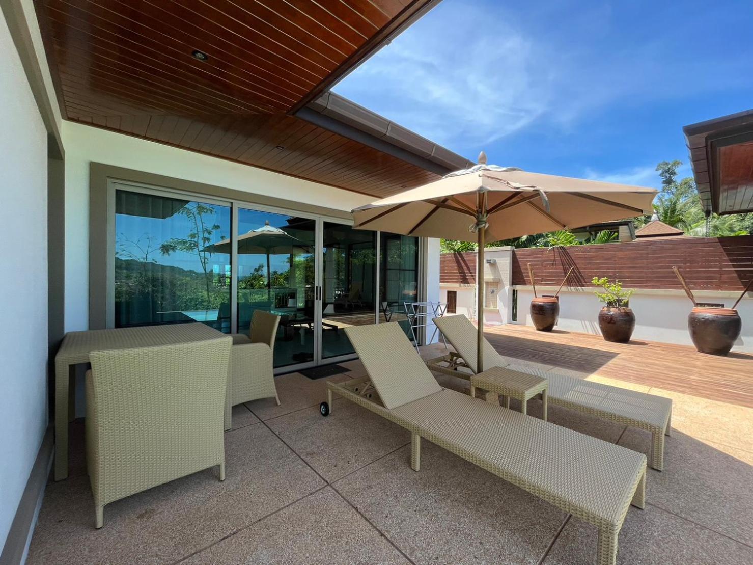 One-Bedroom Villa with Private Pool - Photo 37